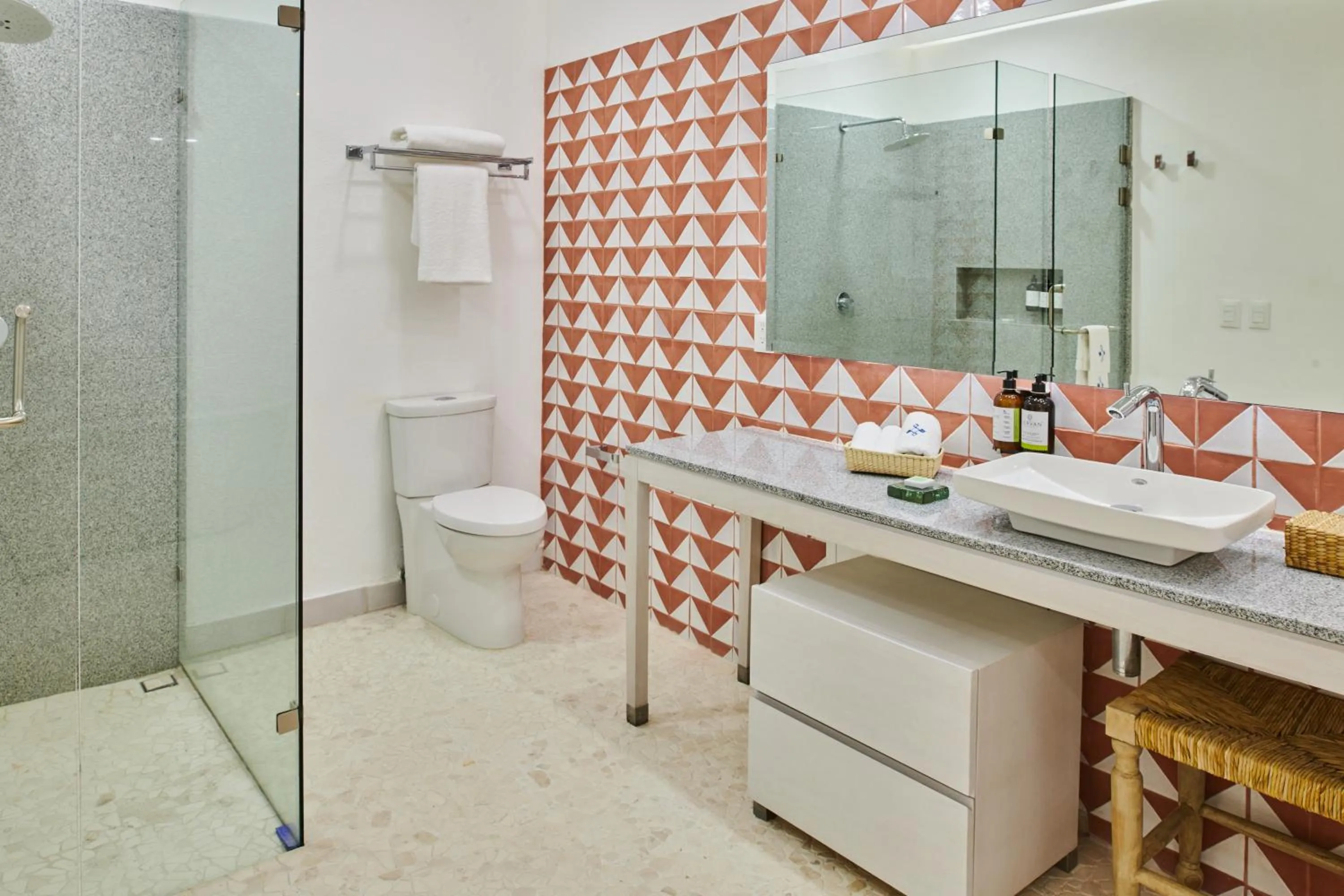 Bathroom in Hotel Luxury Patio Azul