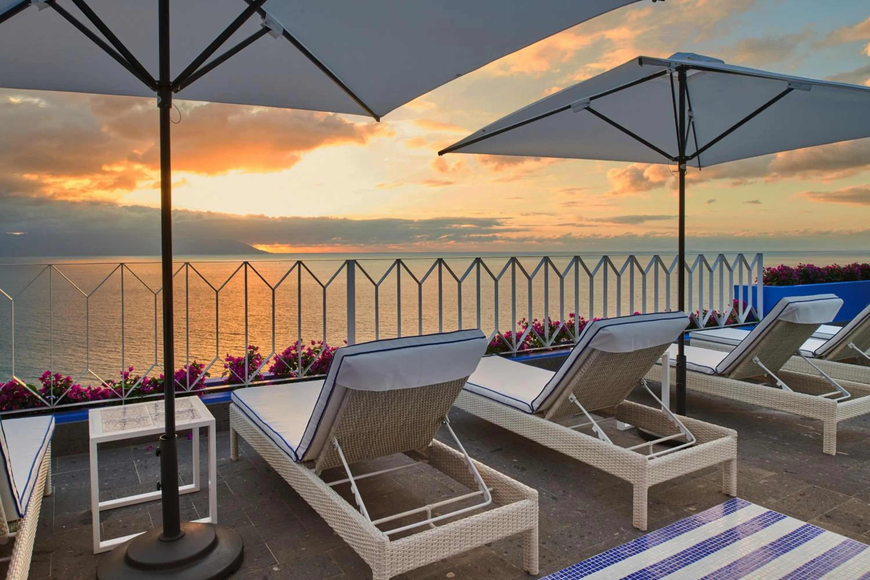 Sea view in Hotel Luxury Patio Azul