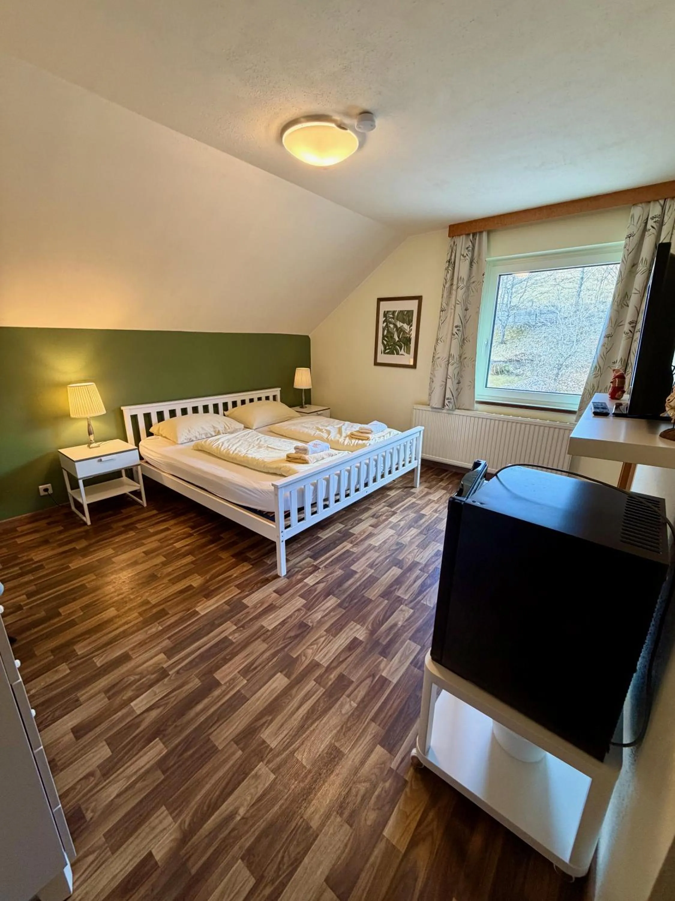 Bedroom, Bed in Pension Lambrecht