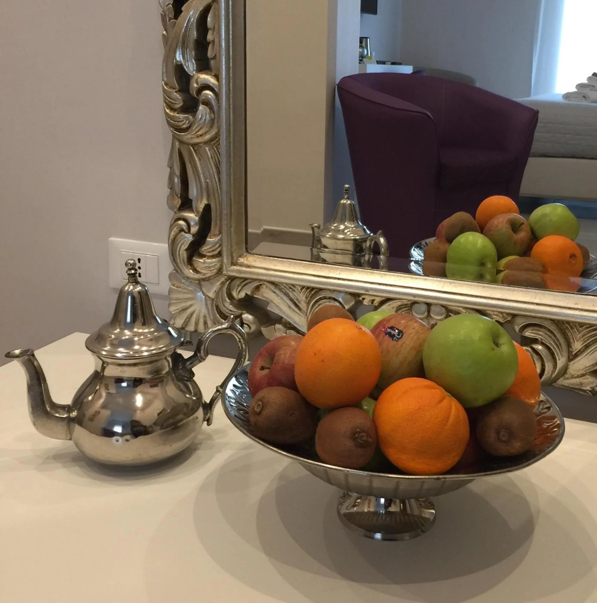 Food and drinks in ROYAL GARDENS