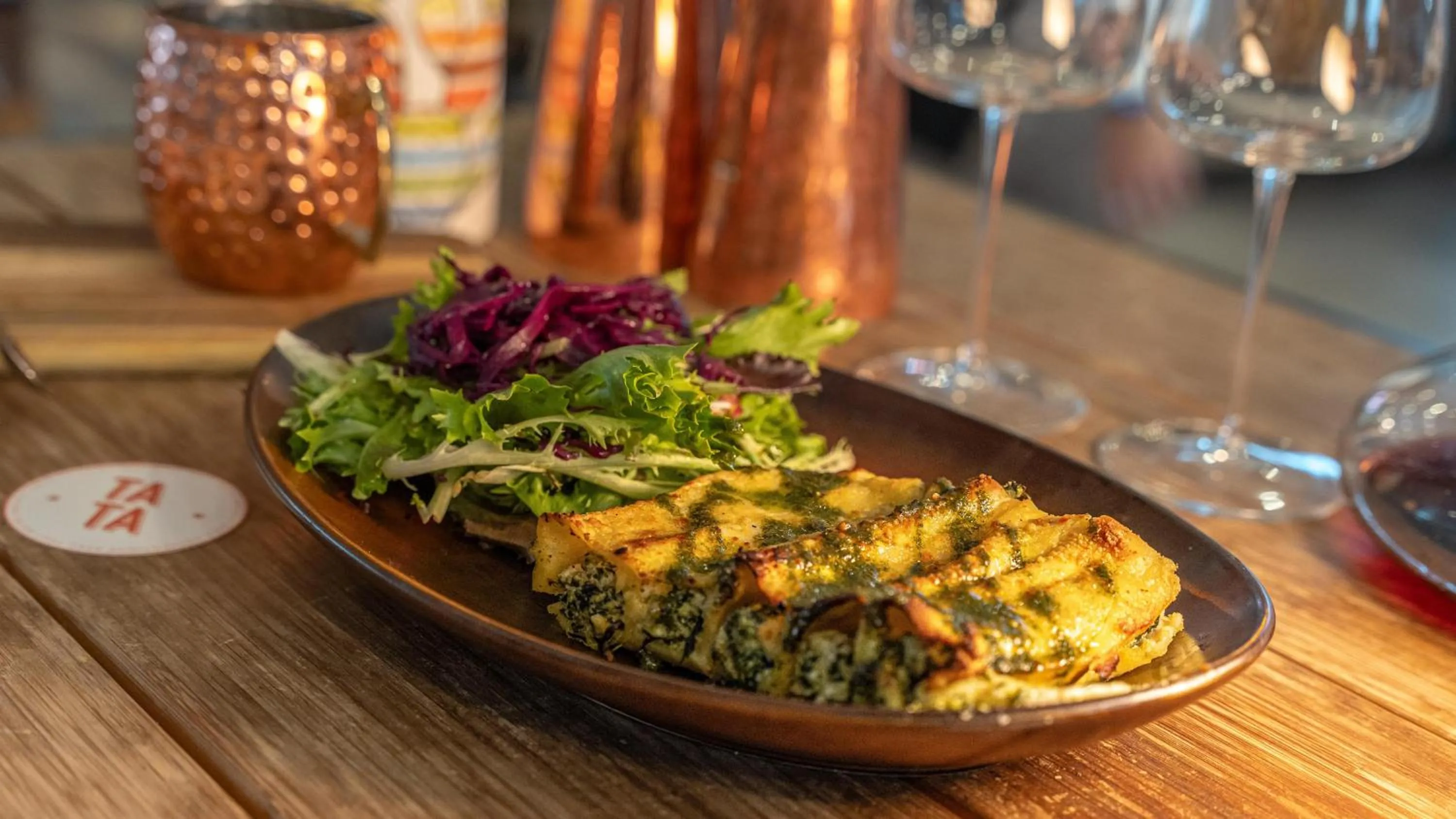 Restaurant/places to eat in Novotel Suites Marseille Centre Euromed