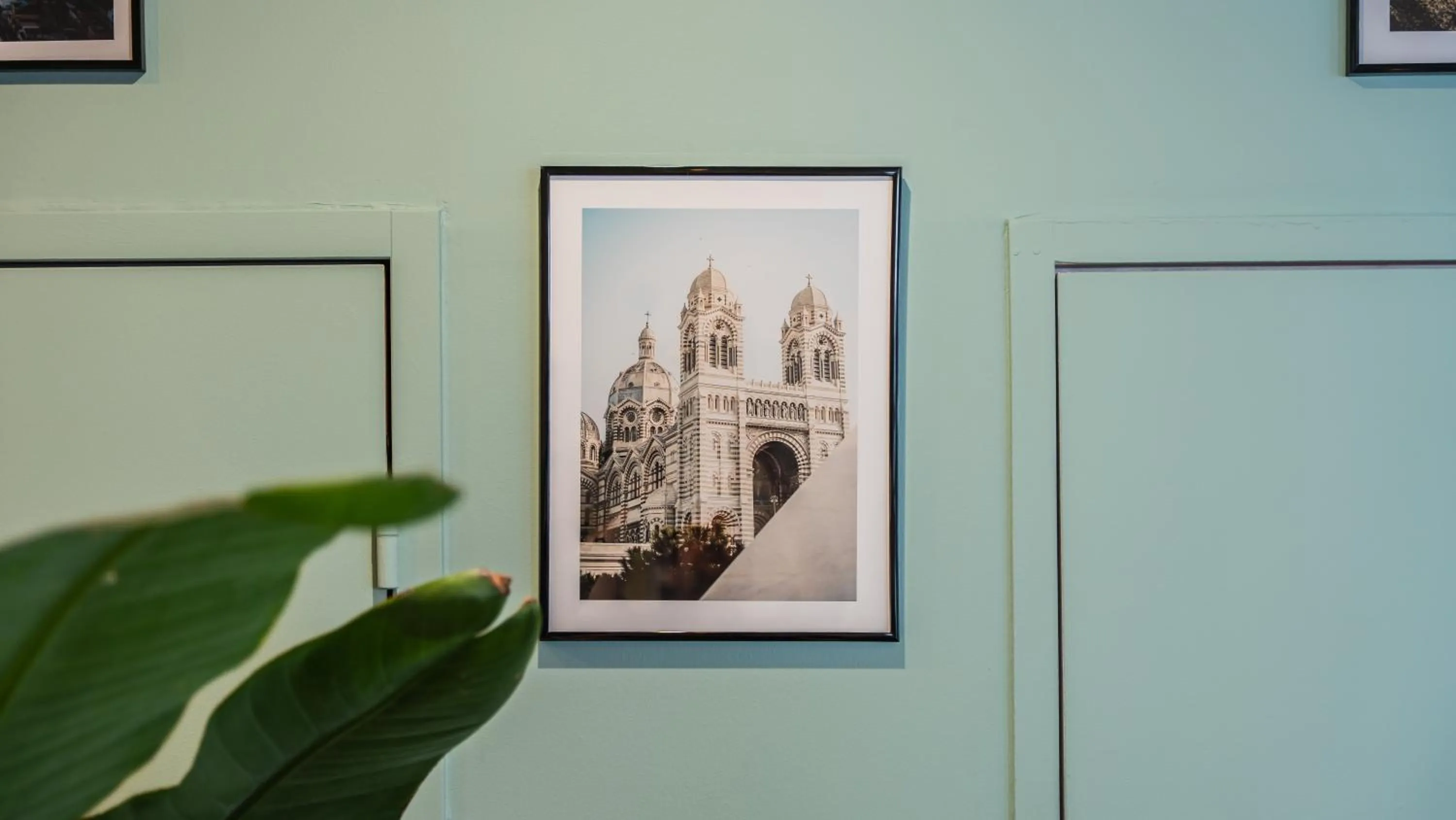 Lobby or reception in Novotel Suites Marseille Centre Euromed