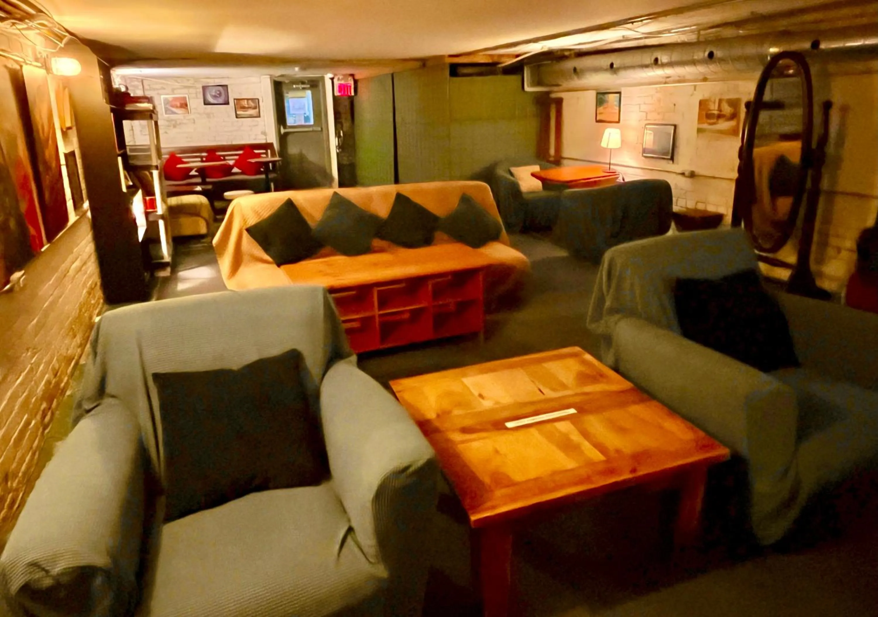 Living room in The Only Backpacker's Inn