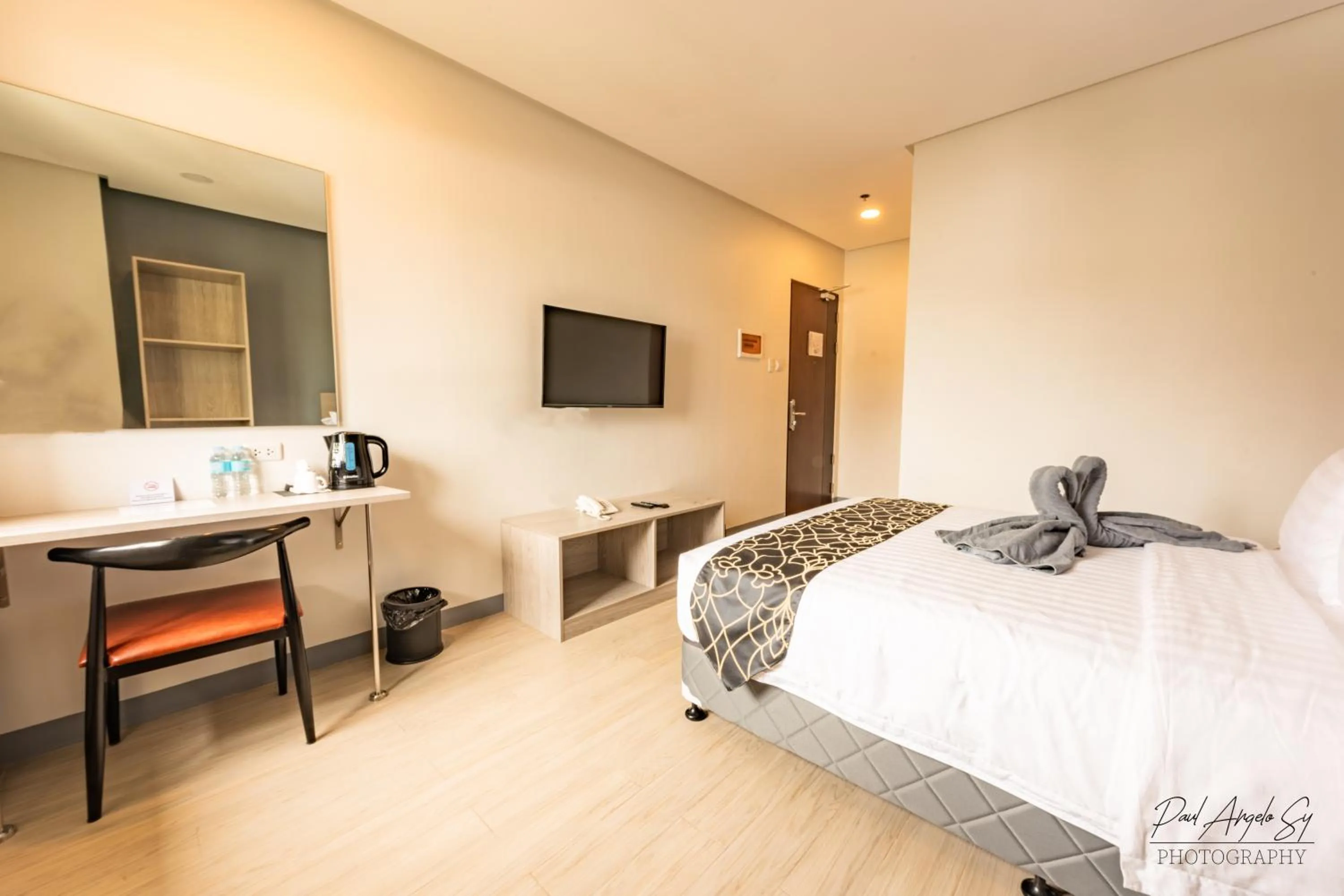 Photo of the whole room, Bed in Hotel One