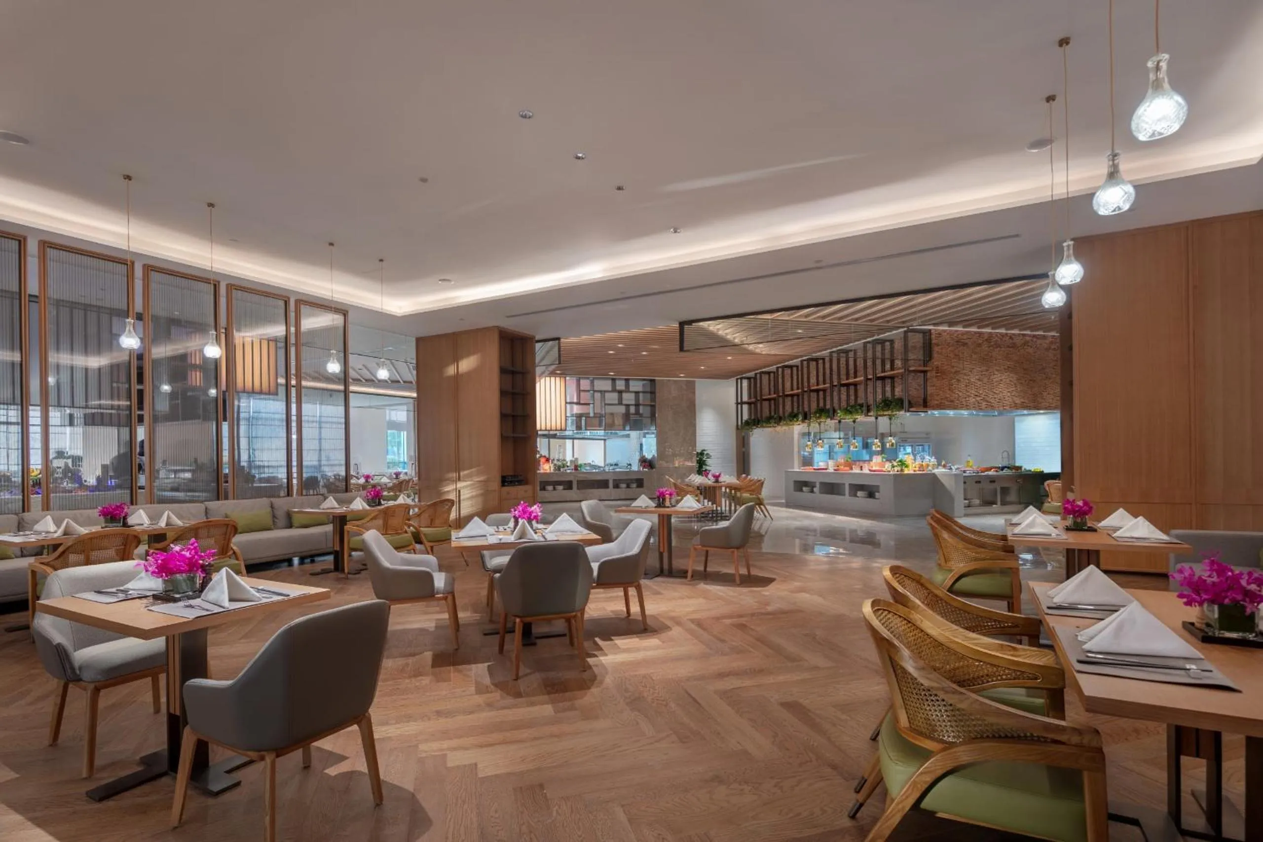 Restaurant/places to eat in Yuyao Bright hotel