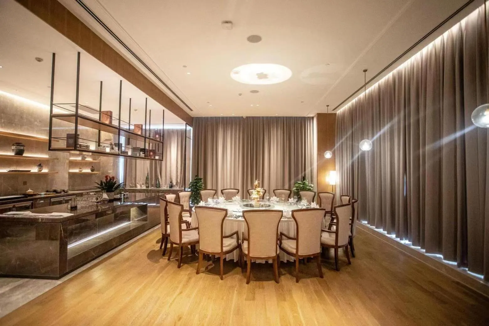 Restaurant/places to eat in Yuyao Bright hotel