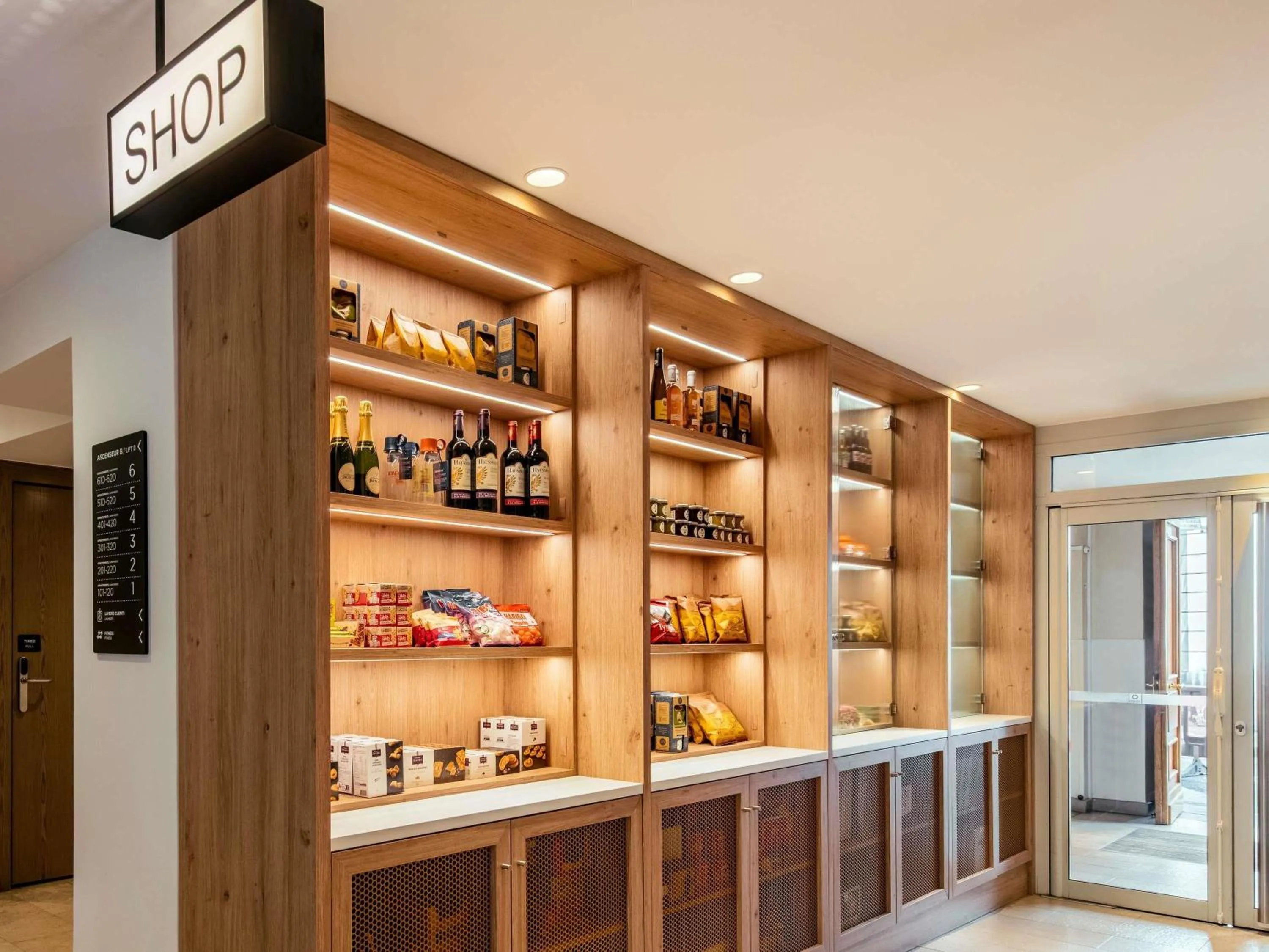 Property building in Aparthotel Adagio Paris Opéra