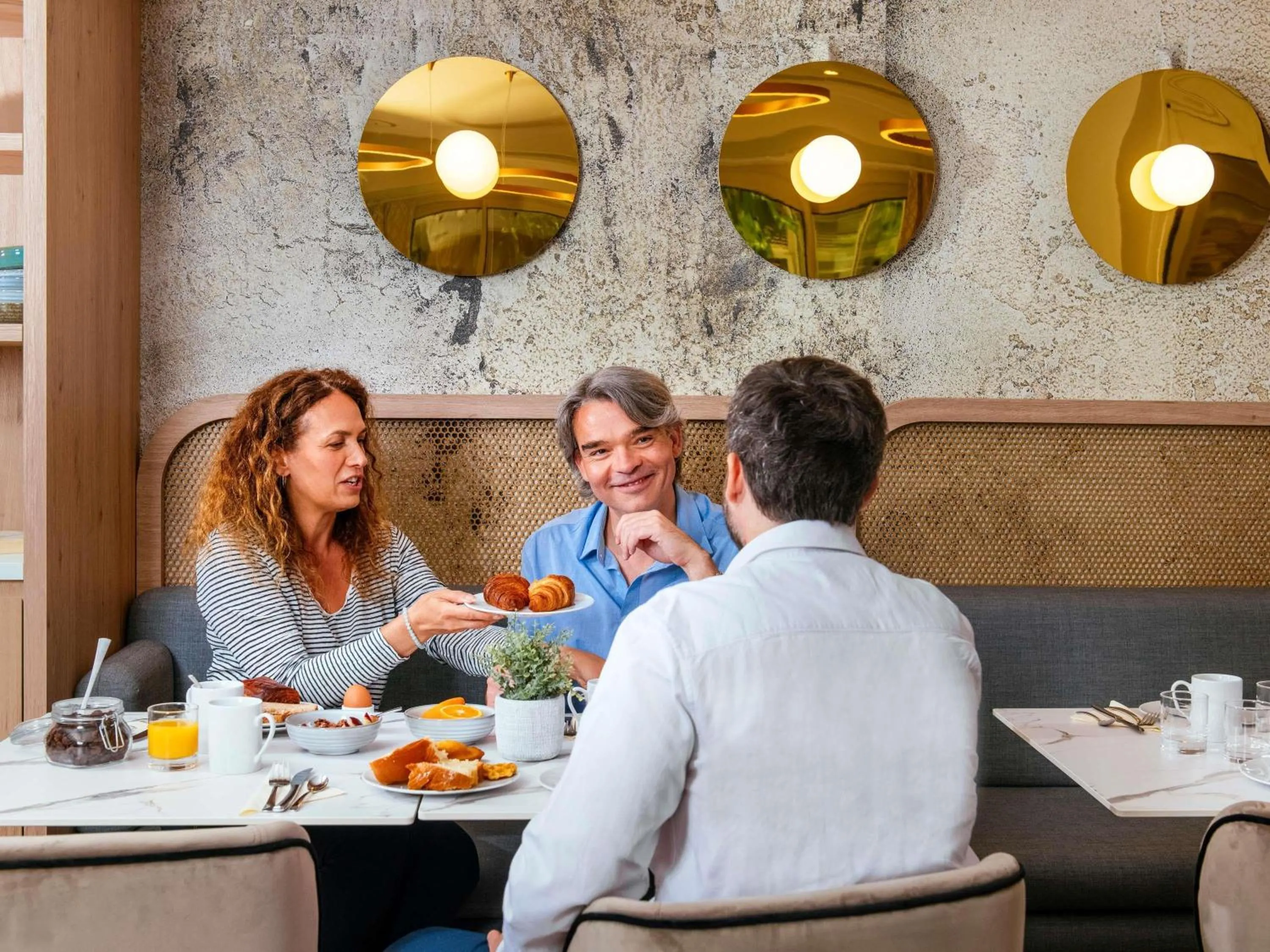 Property building in Aparthotel Adagio Paris Opéra