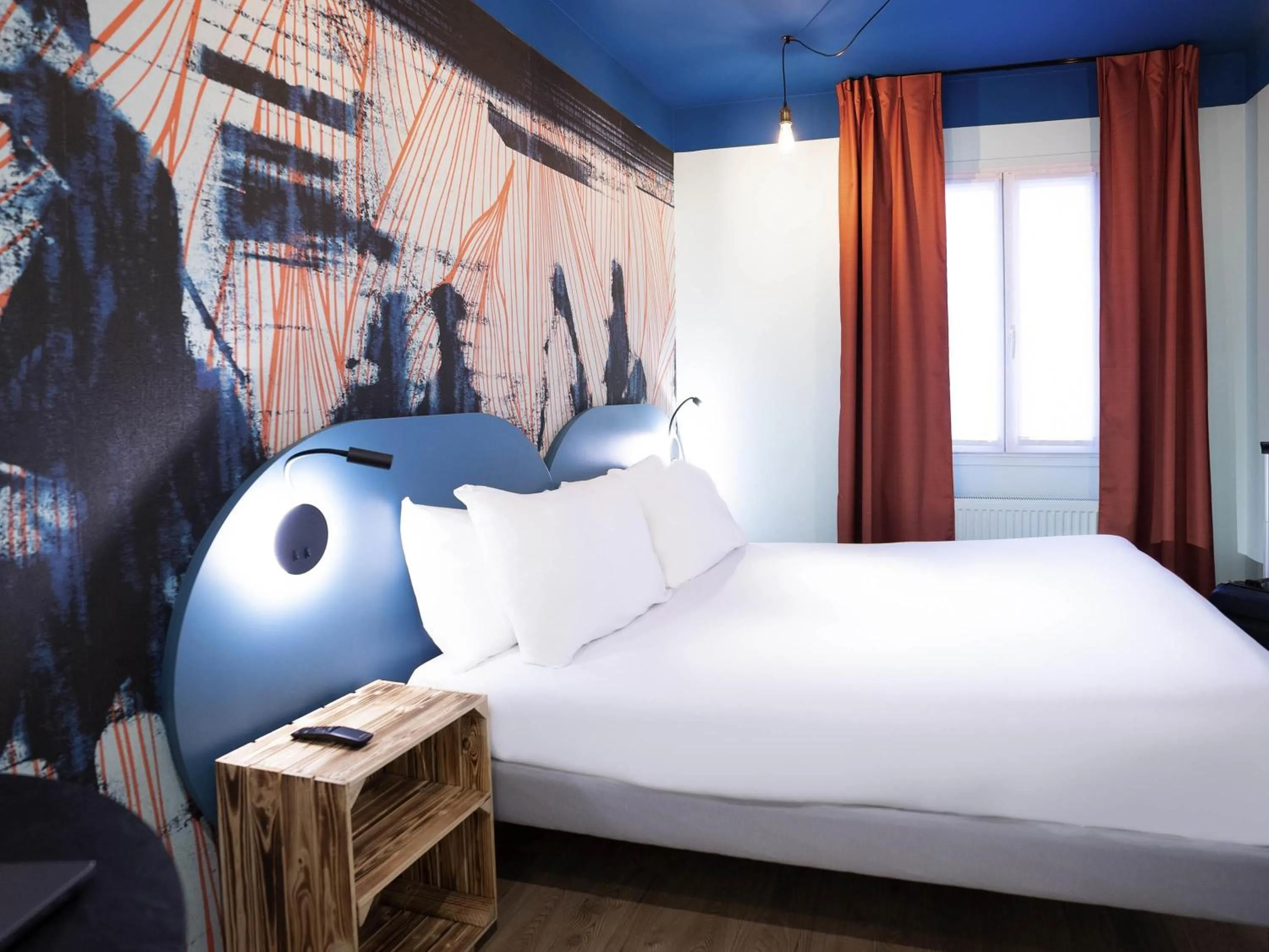 Bedroom, Bed in Ibis Styles Paris Batignolles