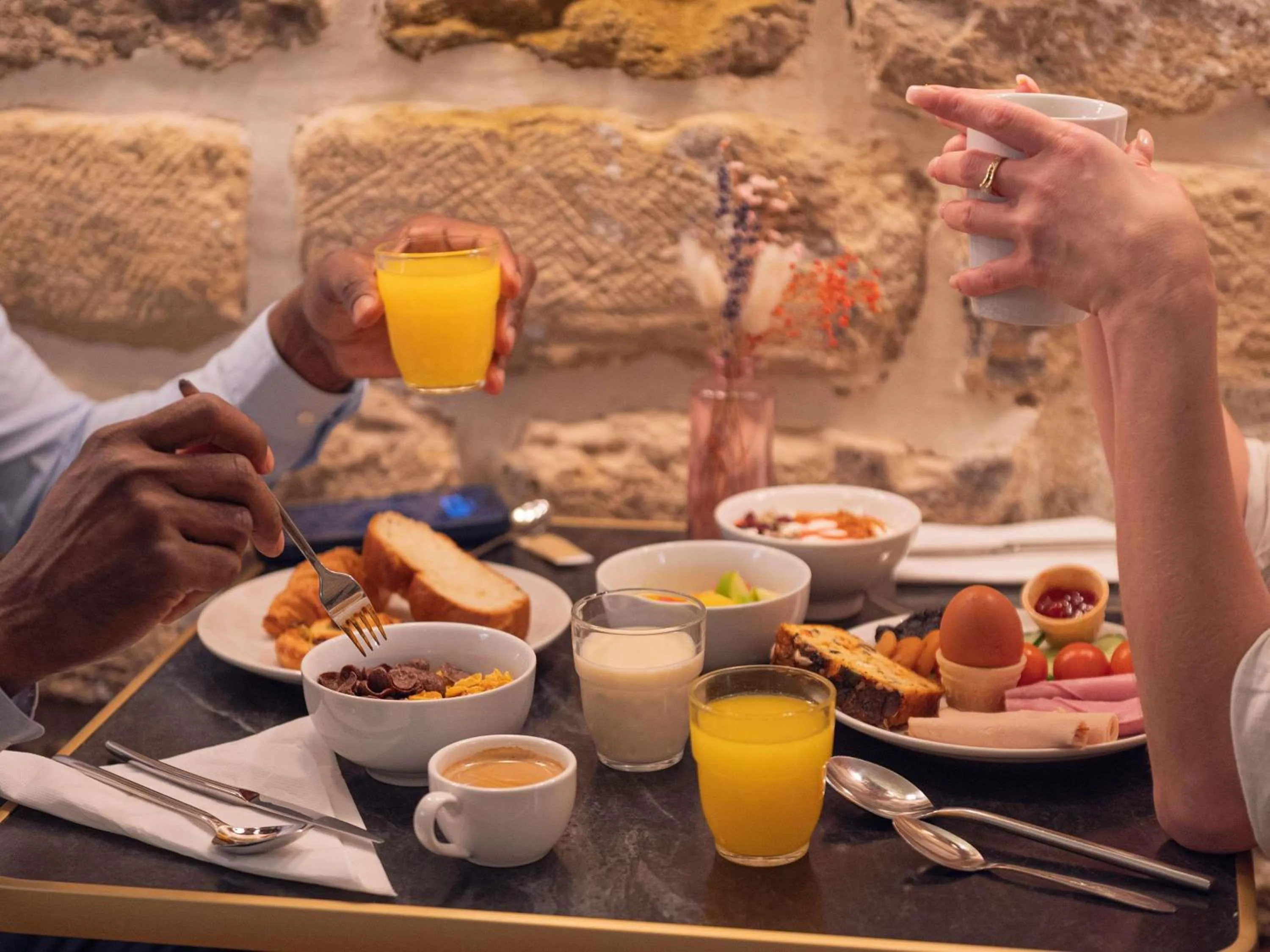 Breakfast in Ibis Styles Paris Batignolles