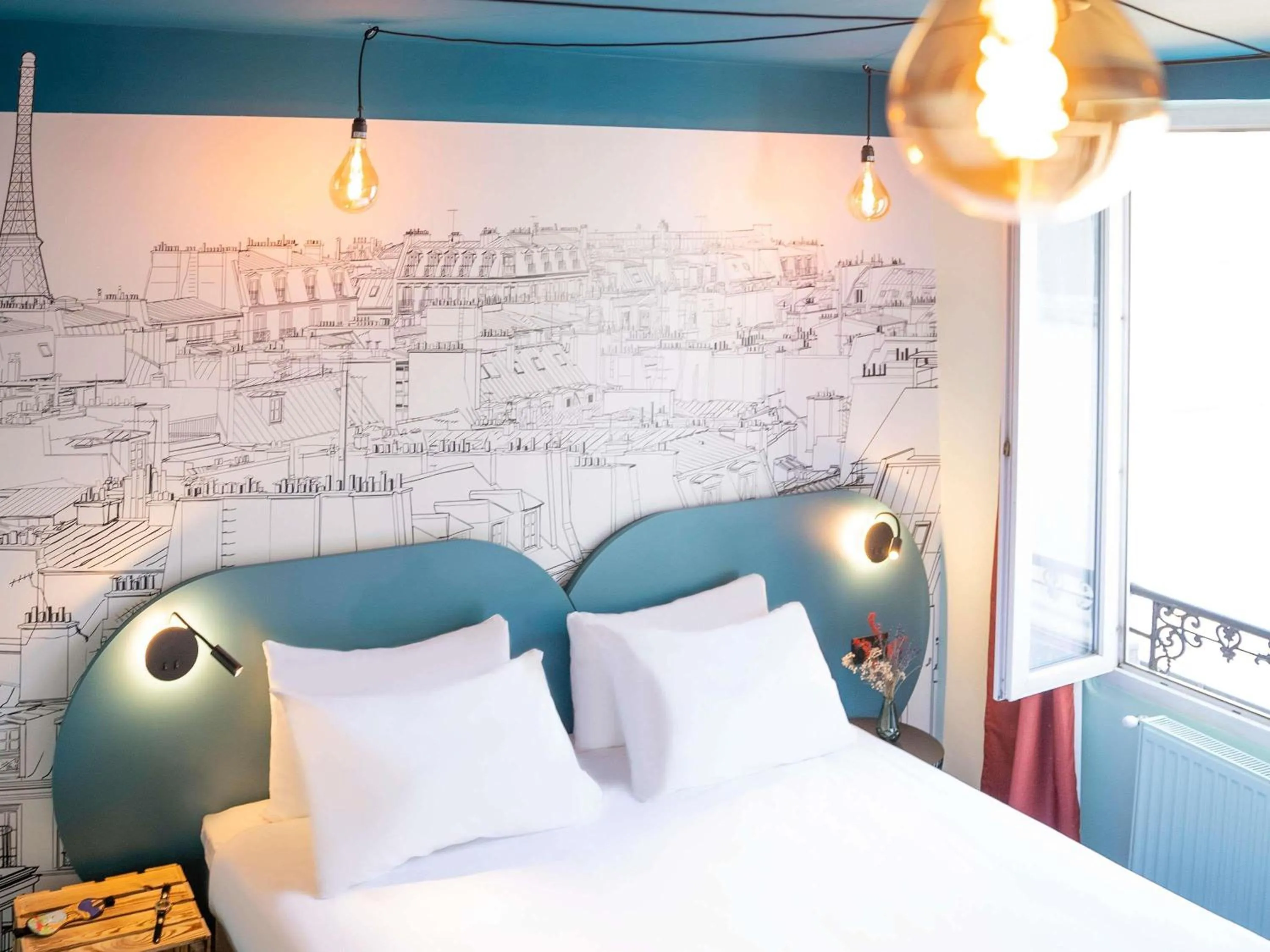 Bedroom, Bed in Ibis Styles Paris Batignolles