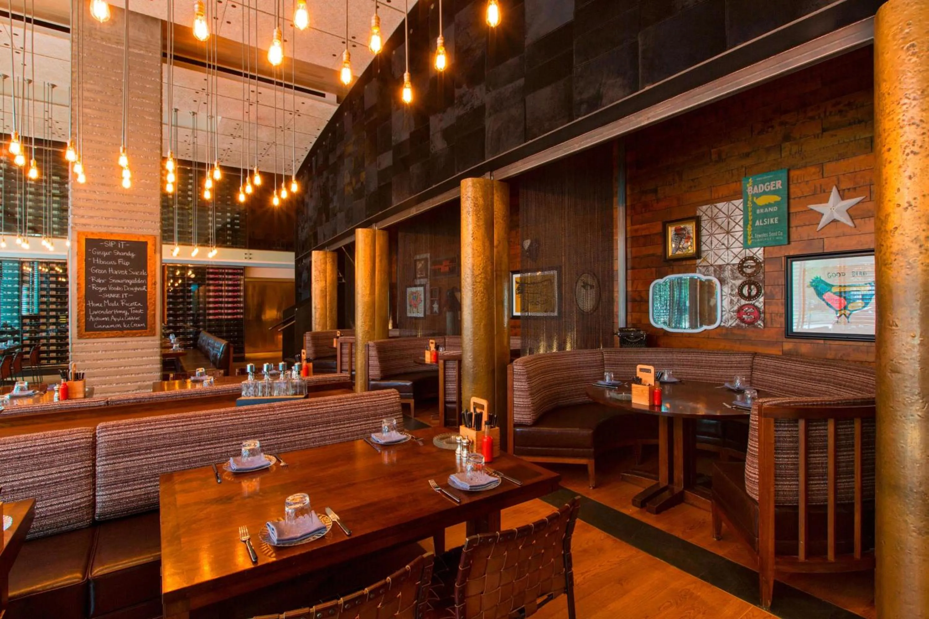 Restaurant/places to eat in W Dallas