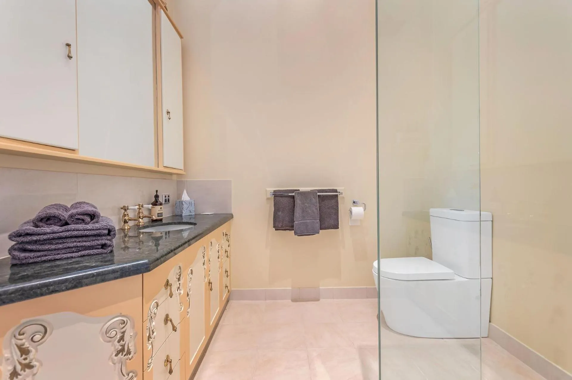 Bathroom in Clocktower Suites