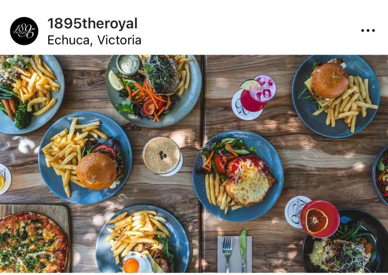 Restaurant/places to eat in Clocktower Suites