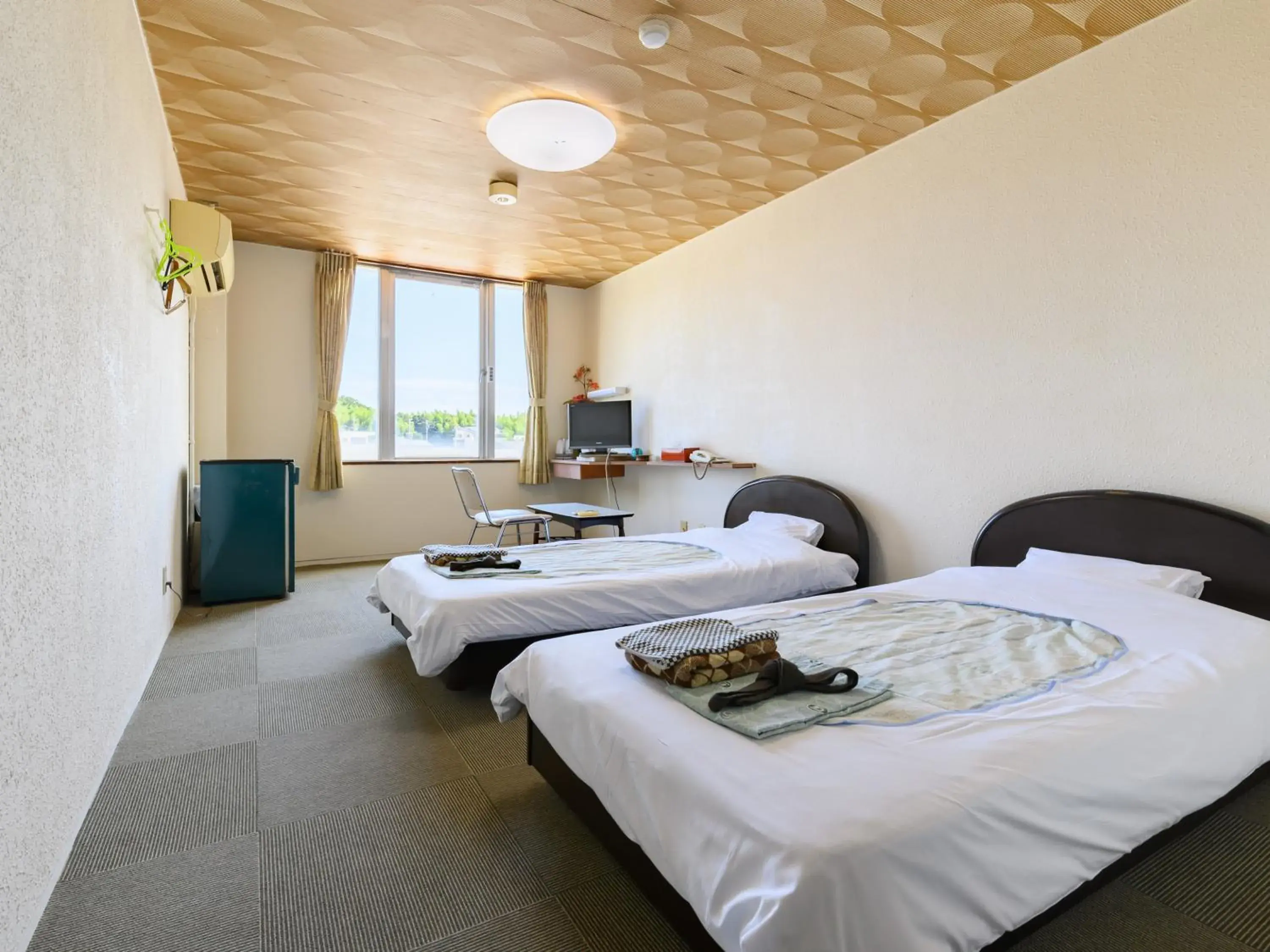 Twin Room - single occupancy - Smoking in Tabist Chunichi Business Hotel Shima Twin Room - single occupancy - Smoking in Tabist Chunichi Business Hotel Shima