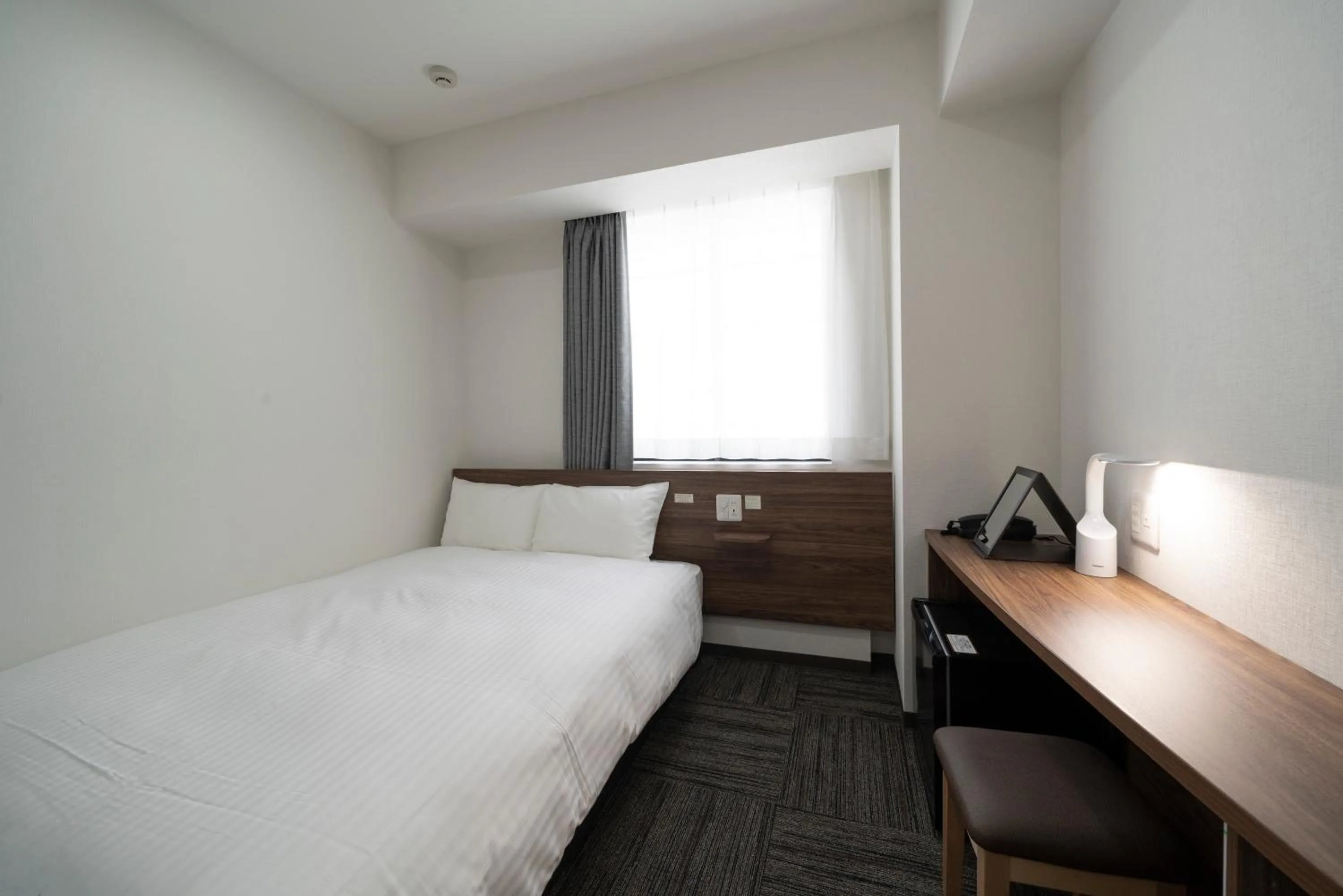 Photo of the whole room, Bed in washingtonR&B Hotel Sendai Higashiguchi