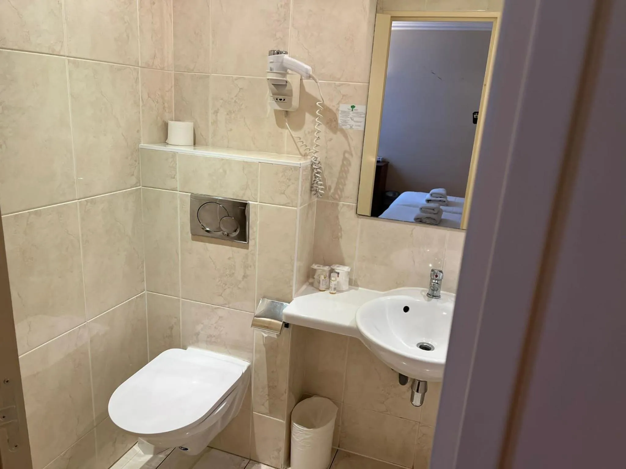 Bathroom in 121 Paris Hotel