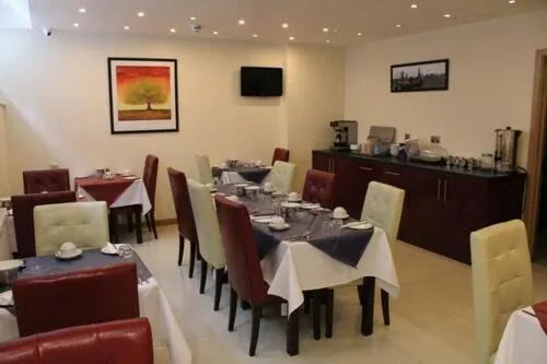Breakfast in Regency Hotel Parkside