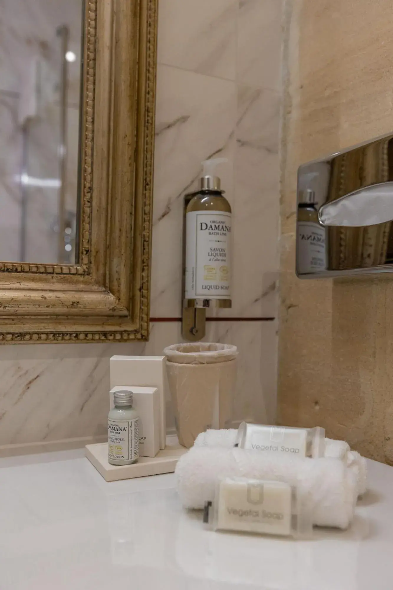 Superior Double Room in Ferme de la Rançonnière - Hôtel & Restaurant Superior Double Room in Ferme de la Rançonnière - Hôtel & Restaurant