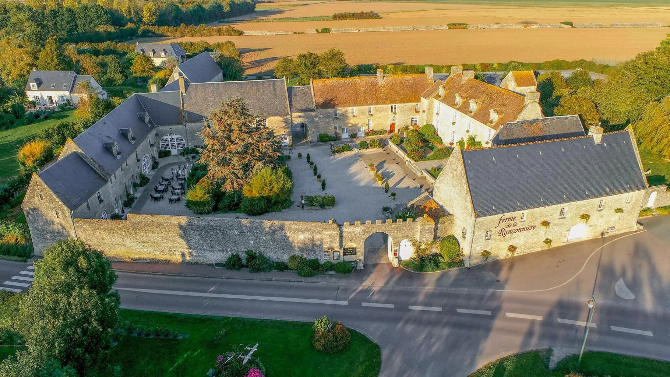 Bird's eye view in Ferme de la Rançonnière - Hôtel & Restaurant