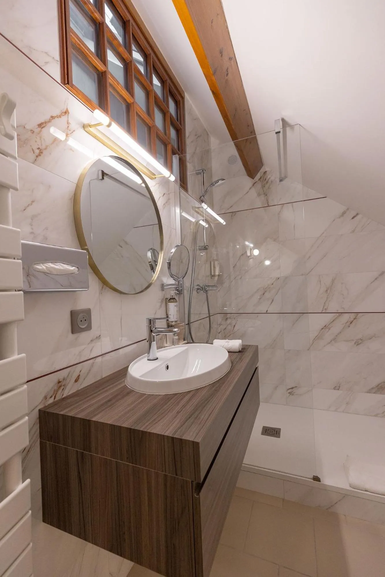 Shower in Ferme de la Rançonnière - Hôtel & Restaurant