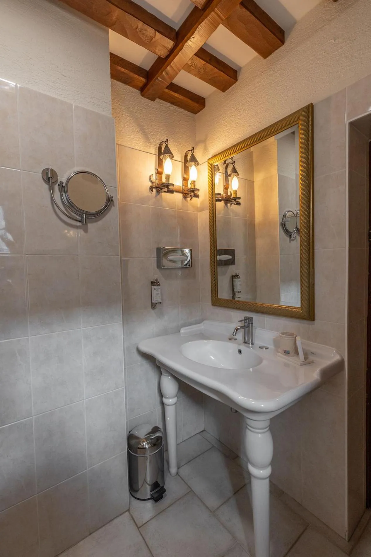 Bathroom in Ferme de la Rançonnière - Hôtel & Restaurant