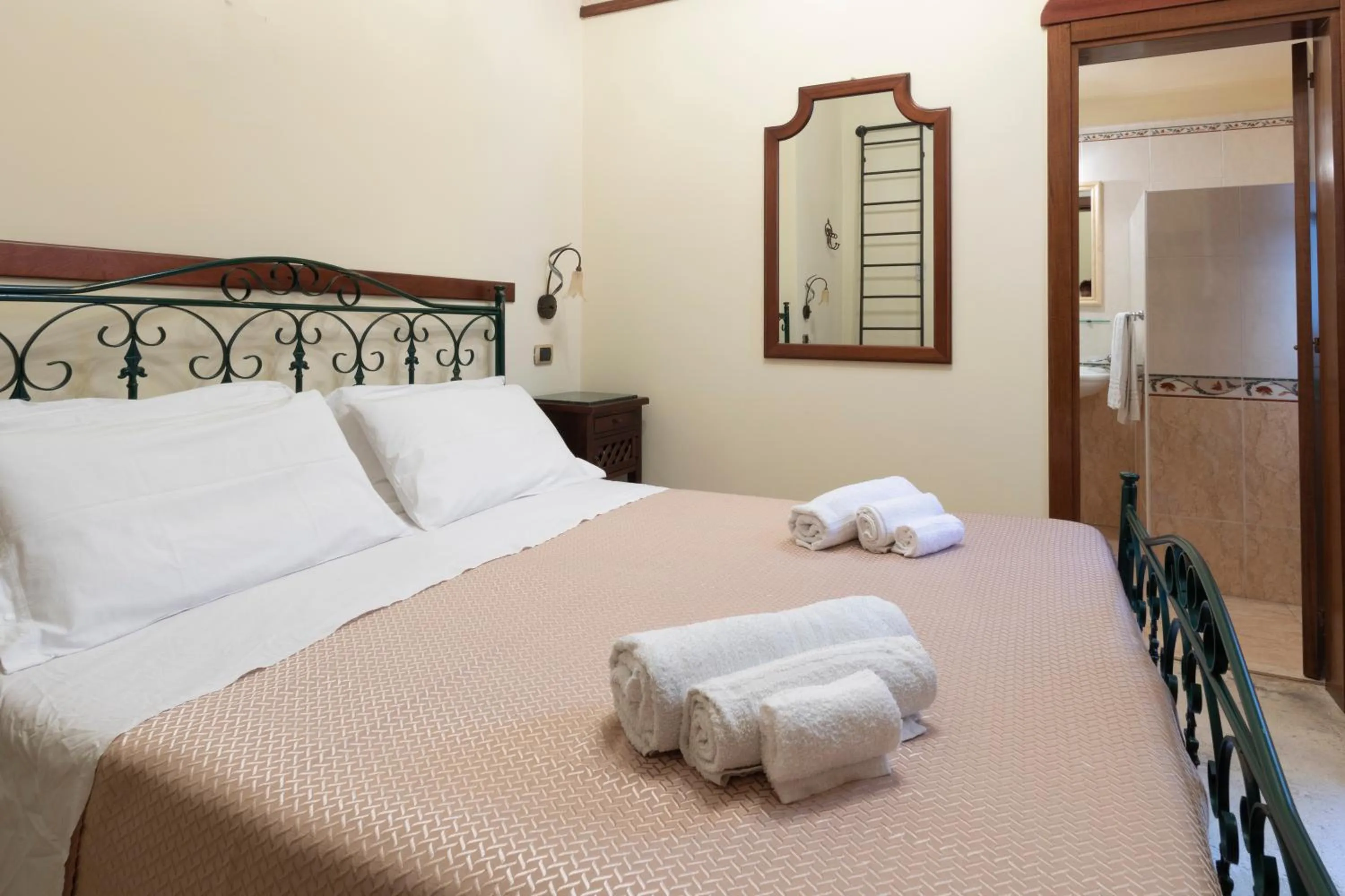 Bedroom, Bed in B&B La Riviera