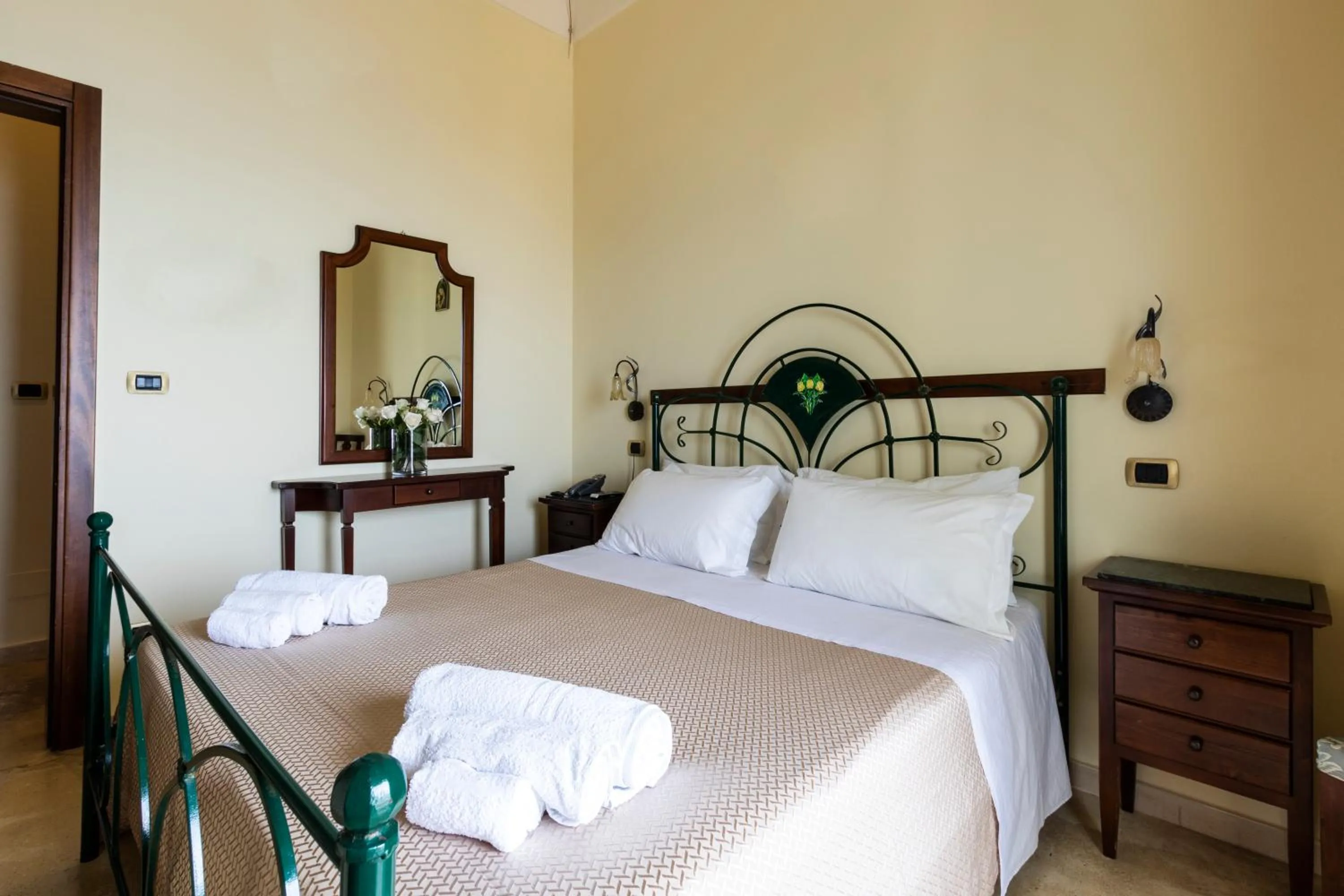 Bedroom, Bed in B&B La Riviera