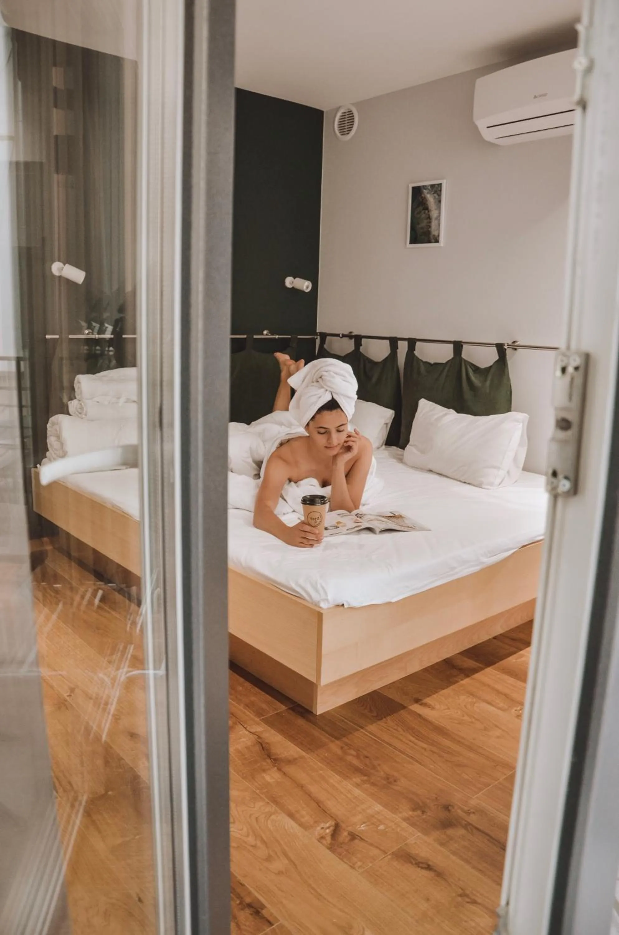 Bed in Yard Hostel & Coffee