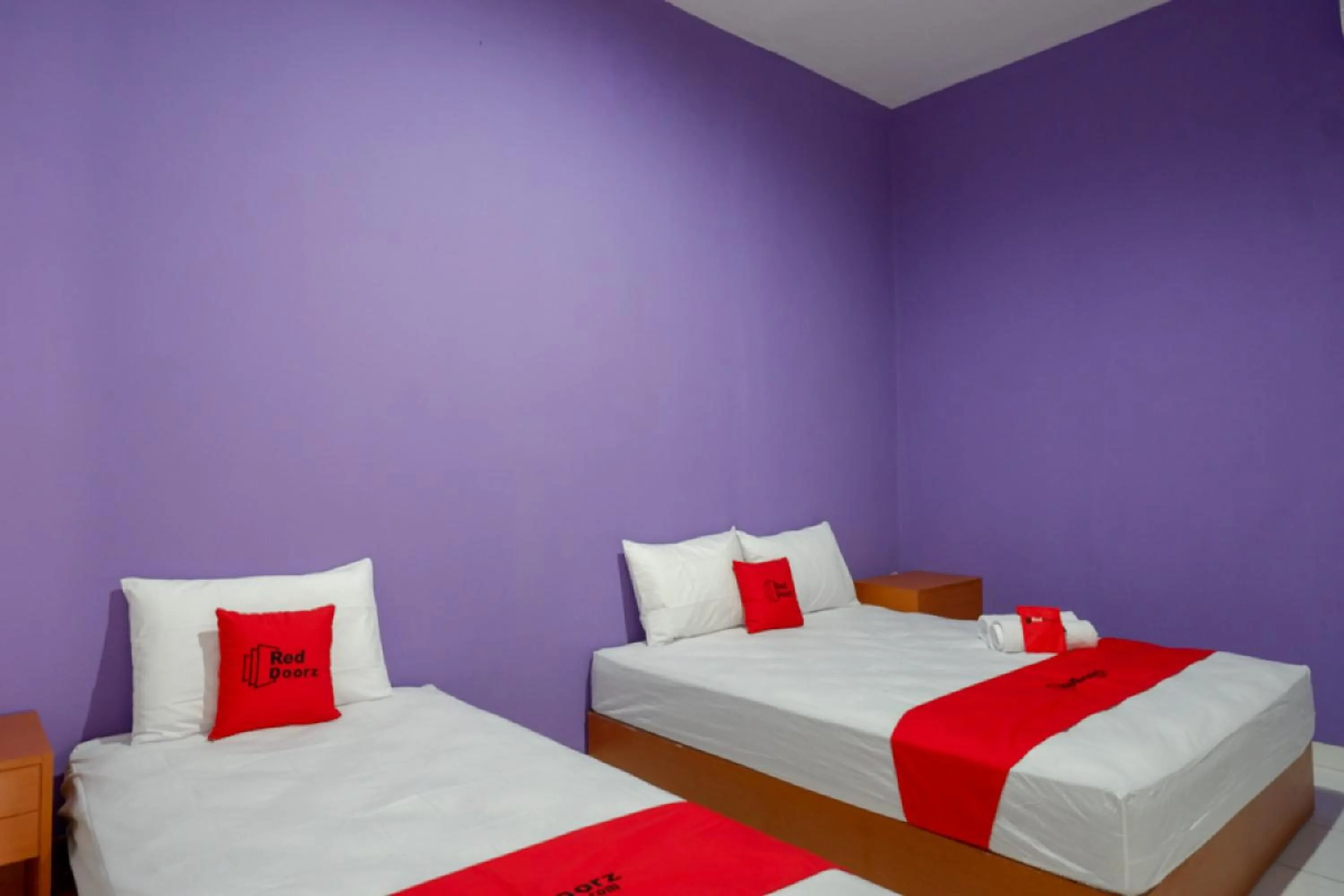 Bedroom, Bed in RedDoorz near Alun Alun Kaliwungu Kendal