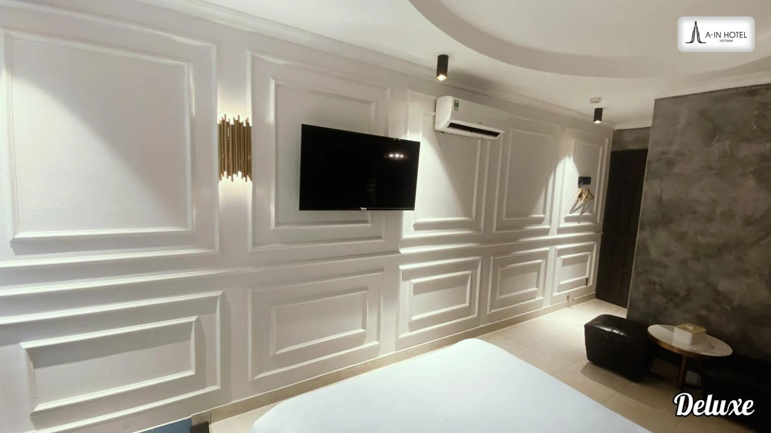 Bedroom, Bed in A In Hotel Del Luna