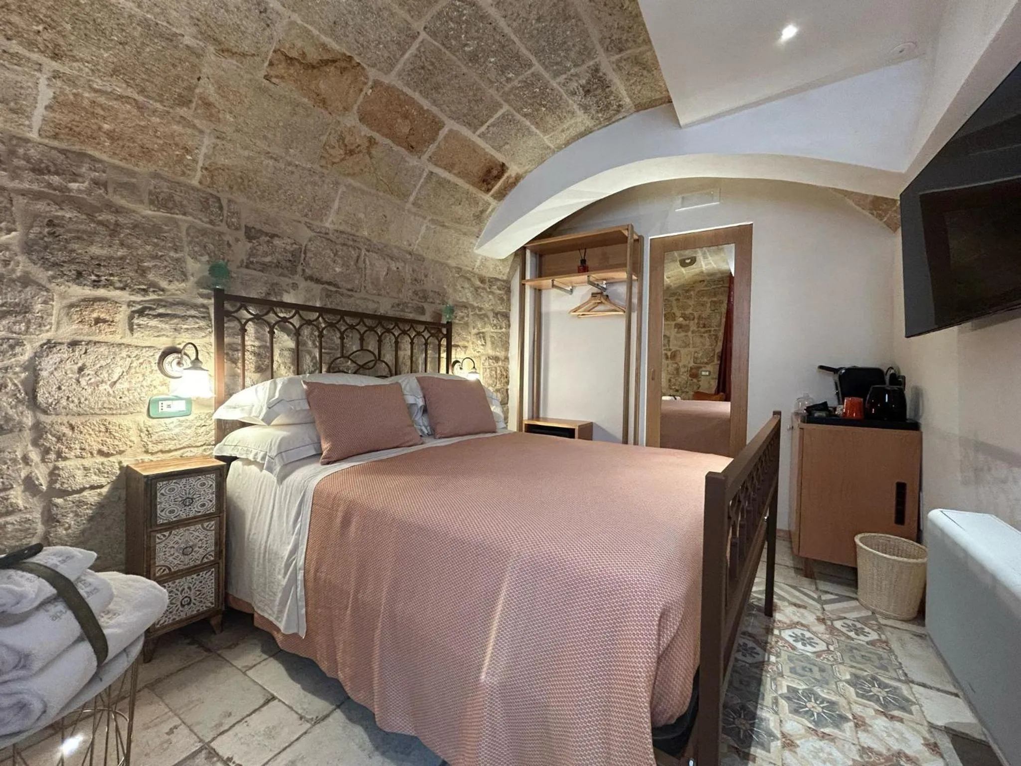 Photo of the whole room, Bed in Trame - Poesia Di Mare