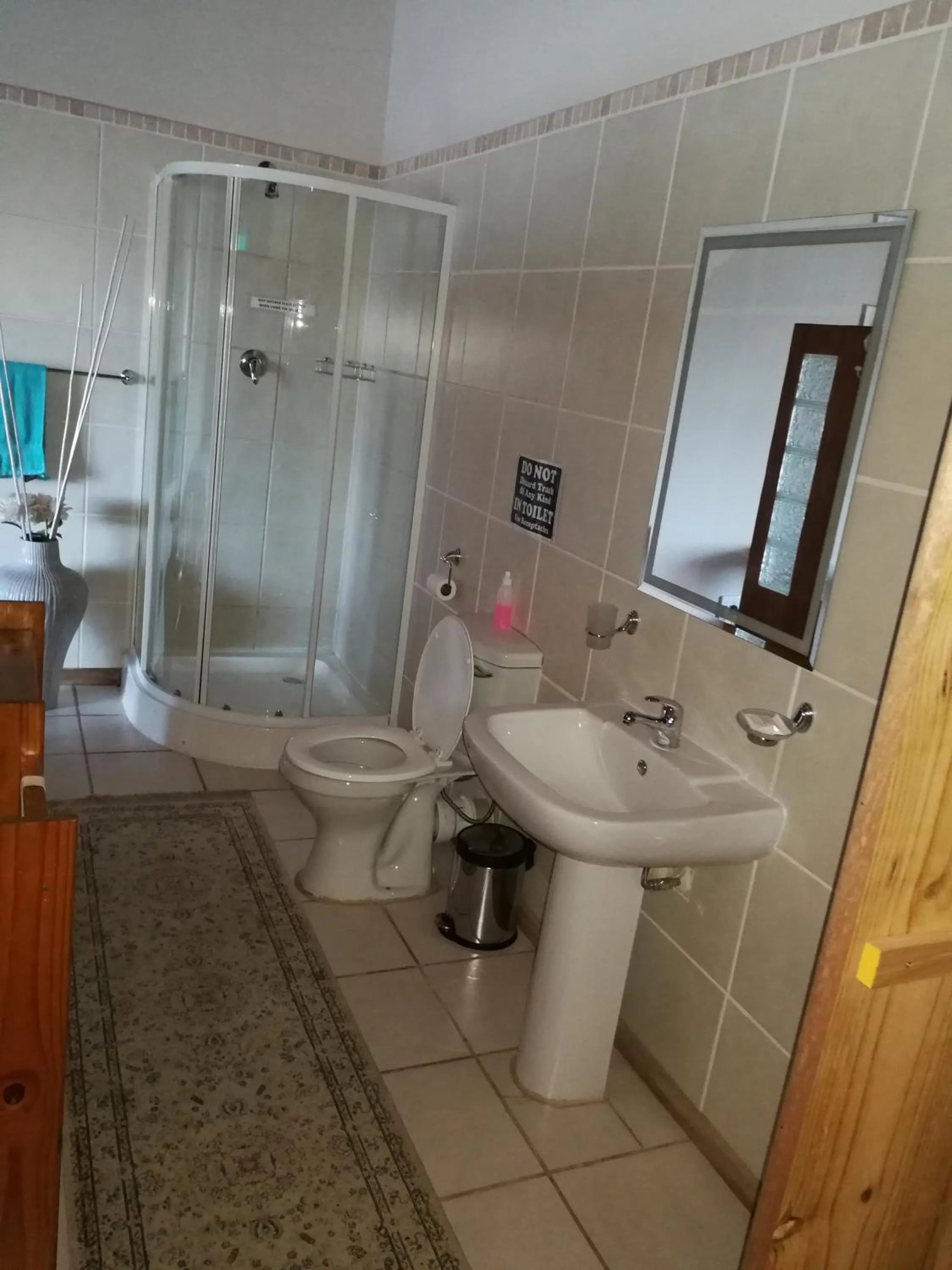 Bathroom in Bougain Villa Guesthouse