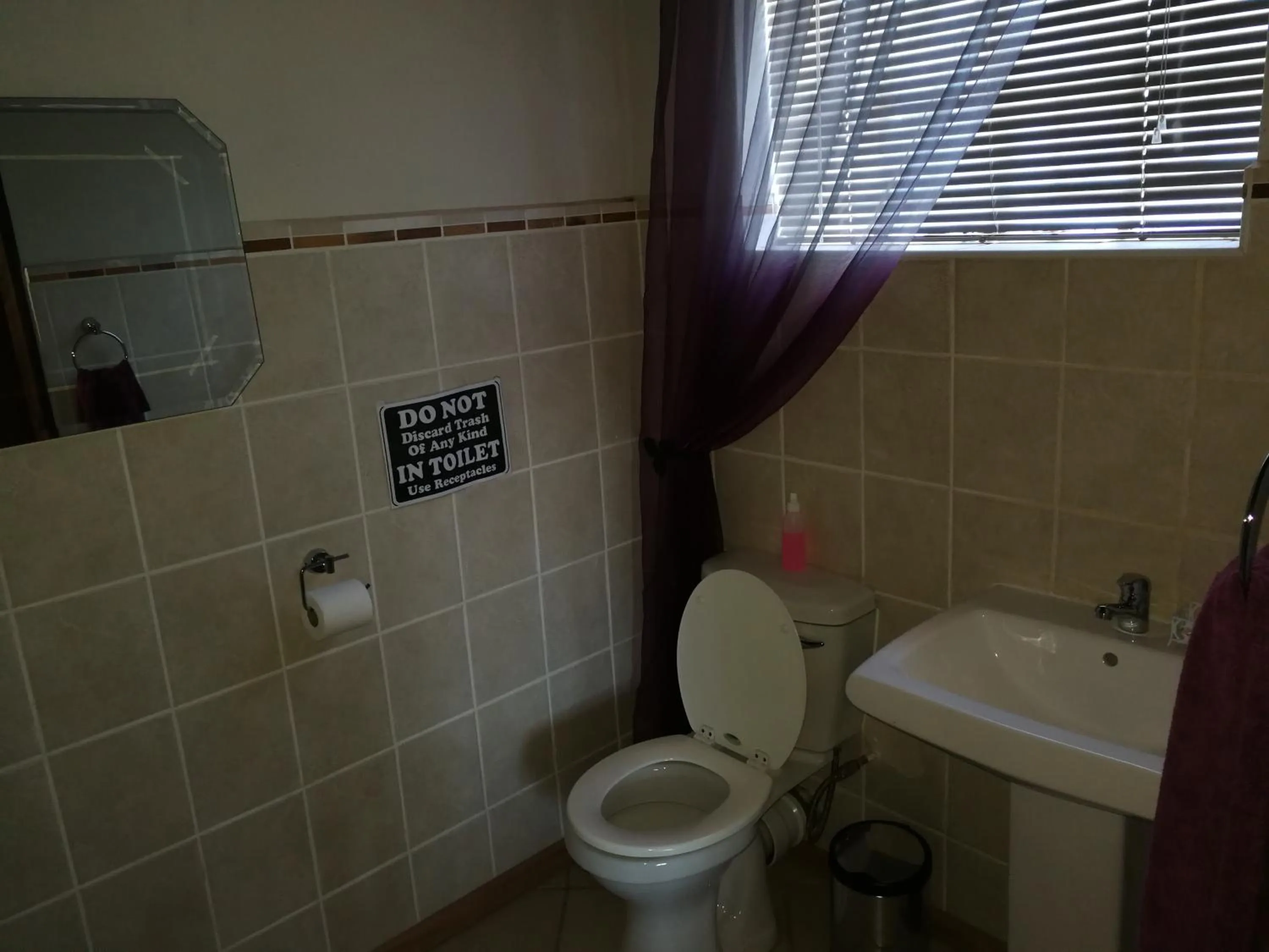 Bathroom in Bougain Villa Guesthouse