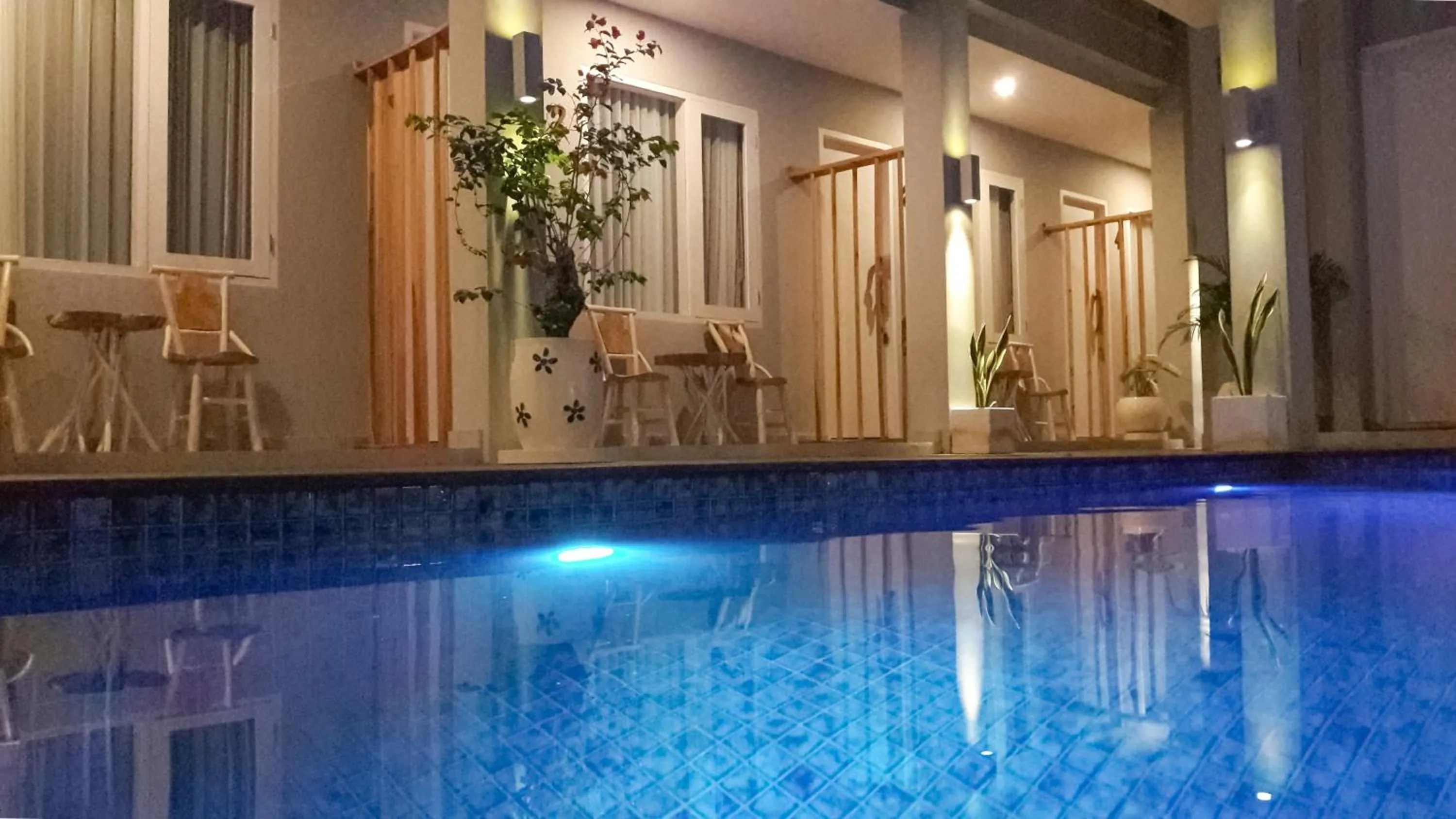 Swimming pool in Mantra Gili