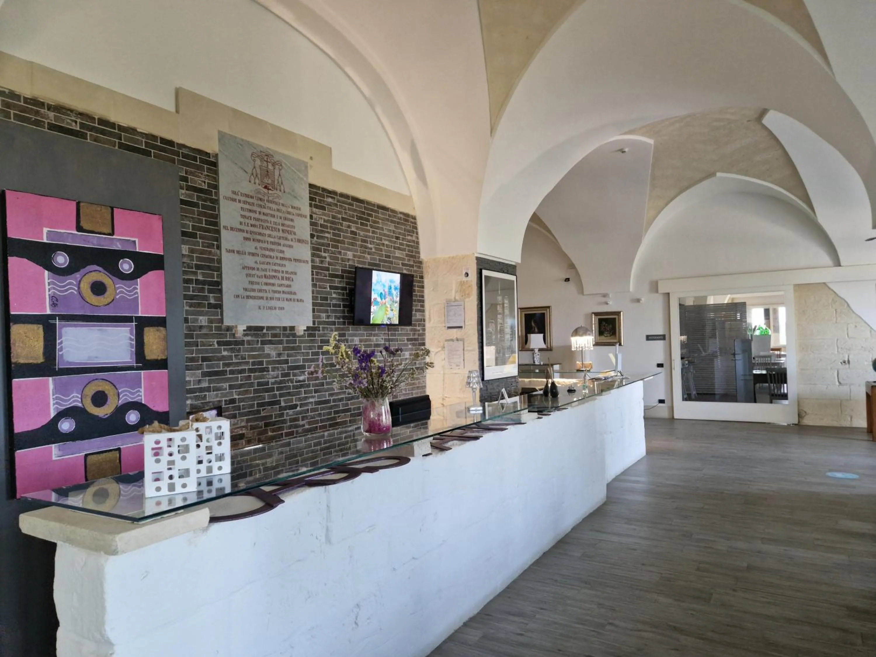 Lobby or reception in Oasis Park Hotel