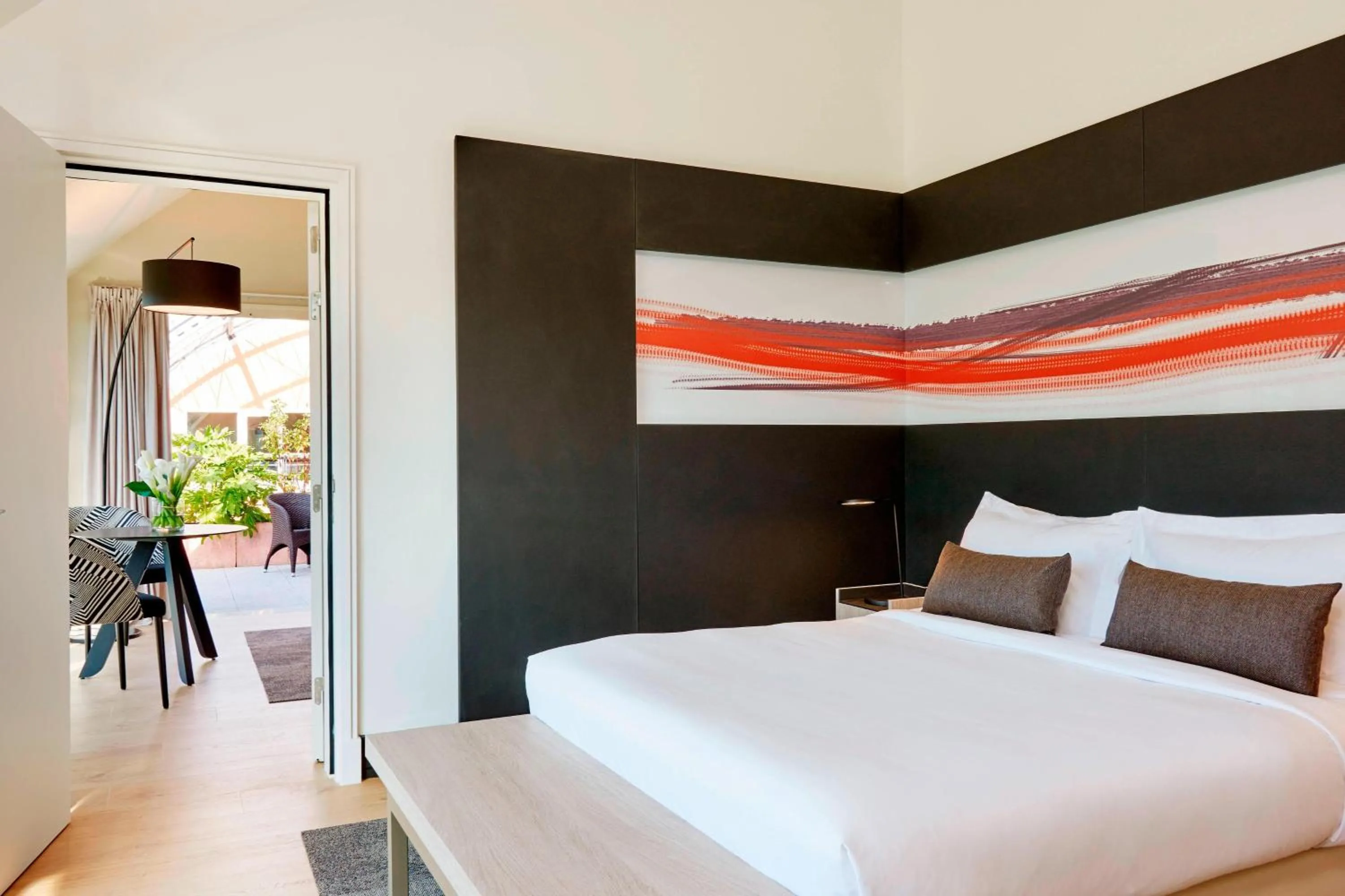 Photo of the whole room, Bed in Lyon Marriott Hotel Cité Internationale