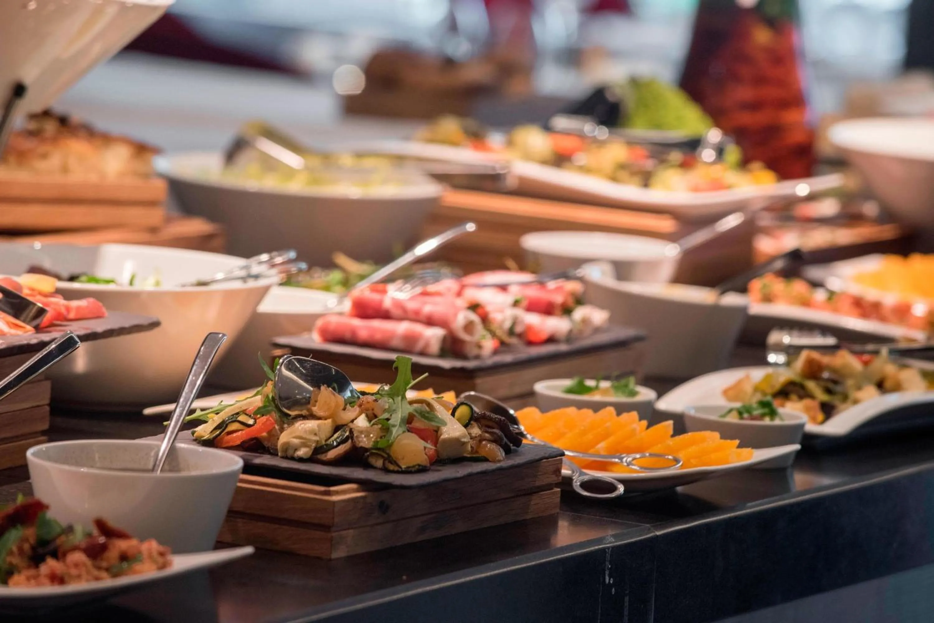 Restaurant/places to eat in Lyon Marriott Hotel Cité Internationale