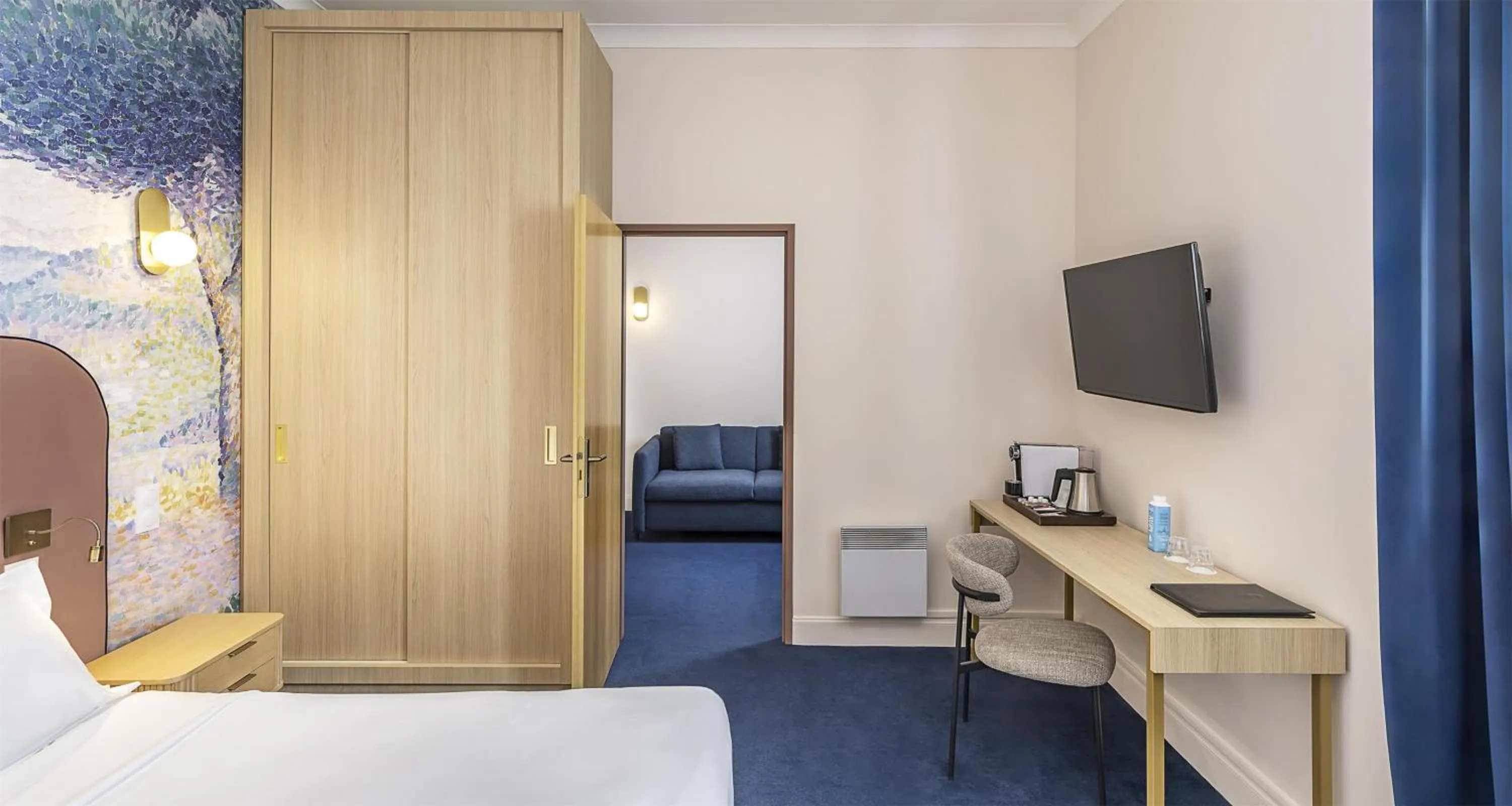 Bedroom, Bed in Best Western Poitiers Centre Le Grand Hôtel