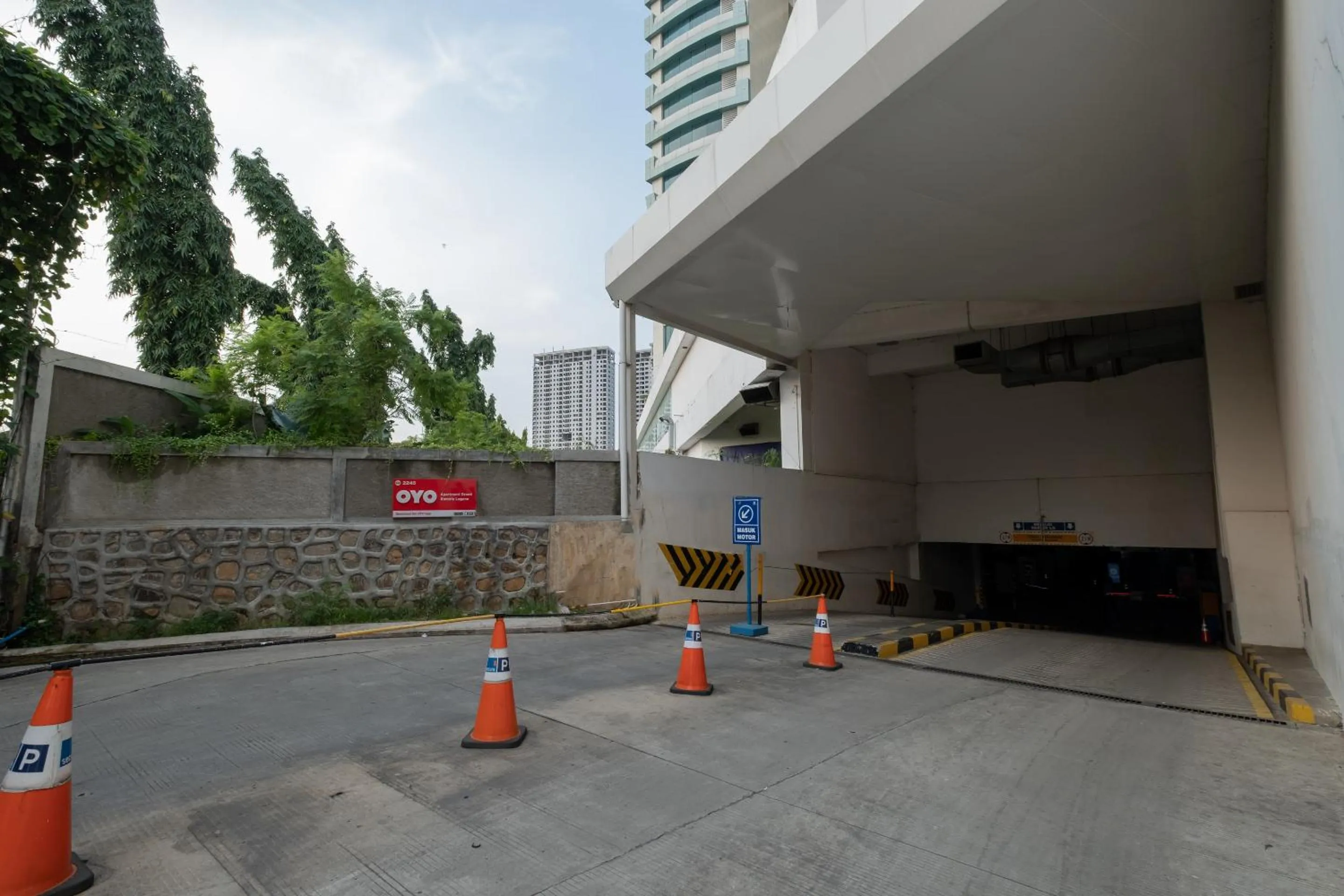 Facade/entrance in OYO 2245 Apartment Grand Kamala Lagoon