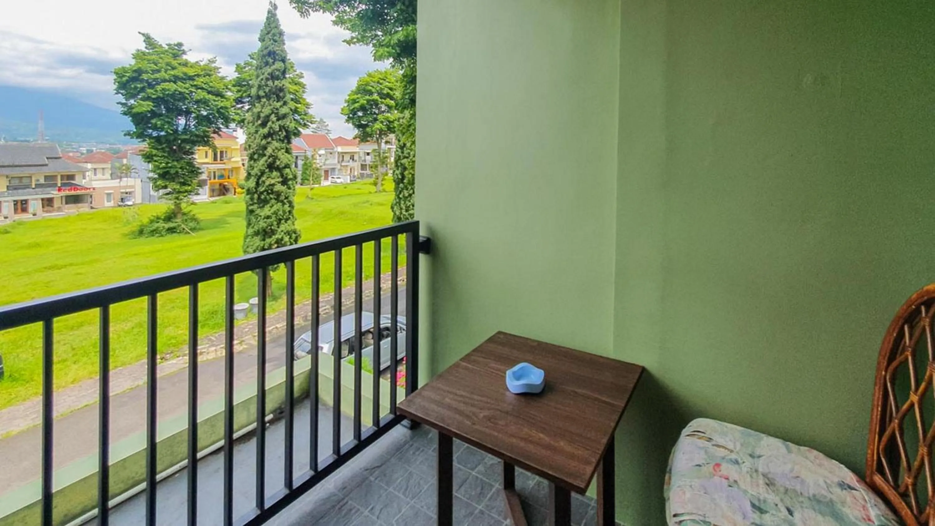 Panorama Inn Residence Batu Redpartner