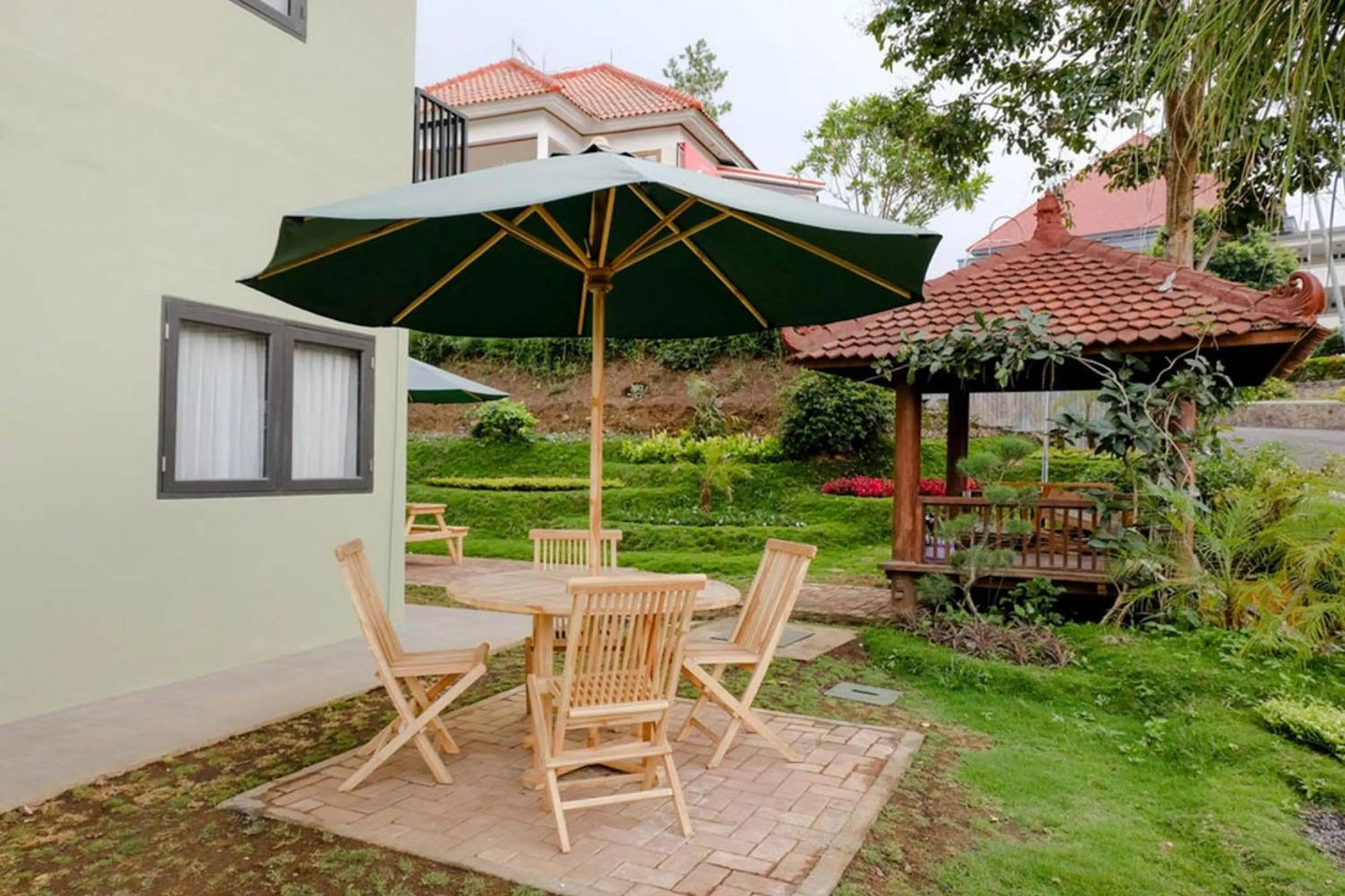 Panorama Inn Residence Batu Redpartner