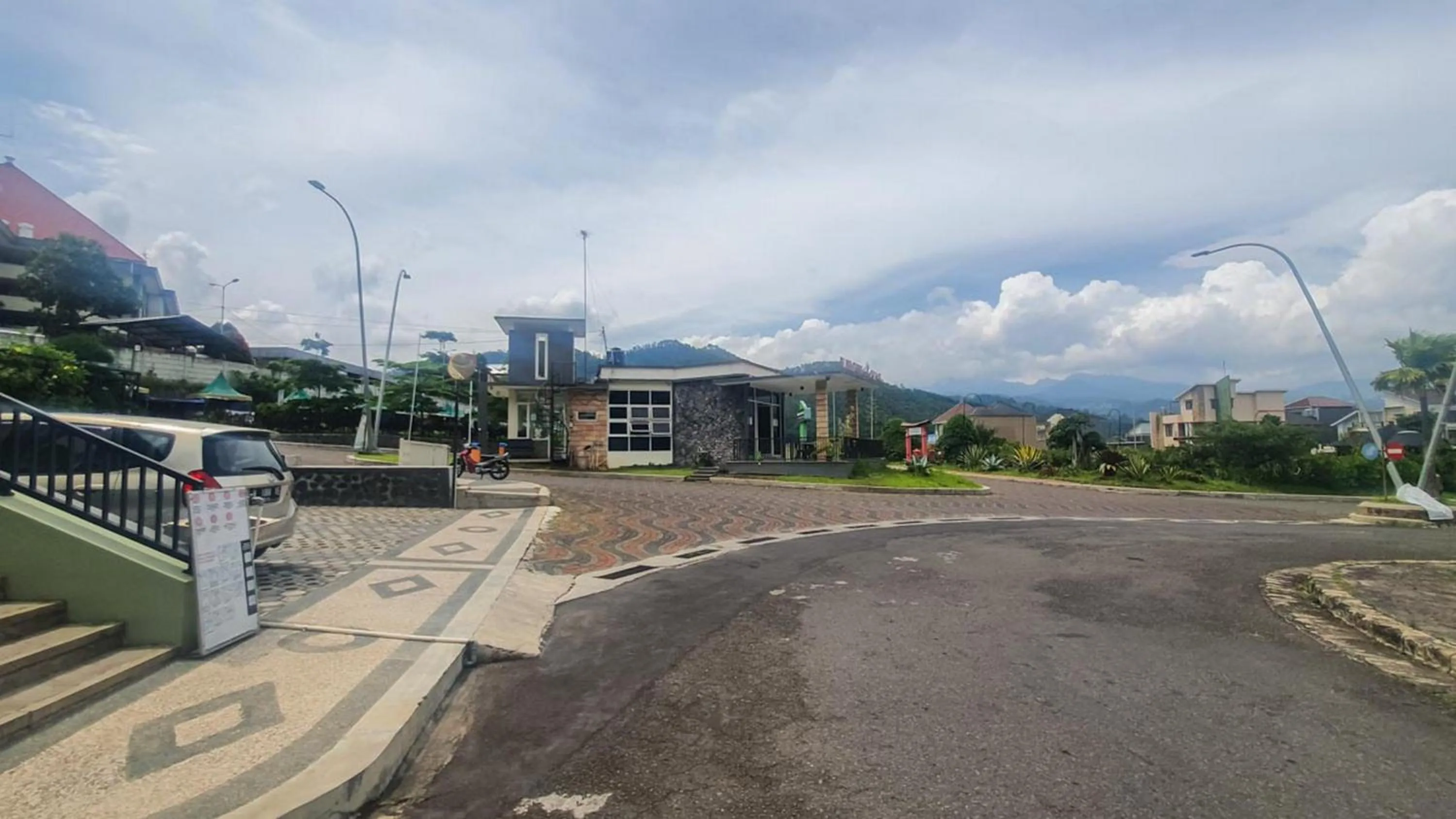 Panorama Inn Residence Batu Redpartner