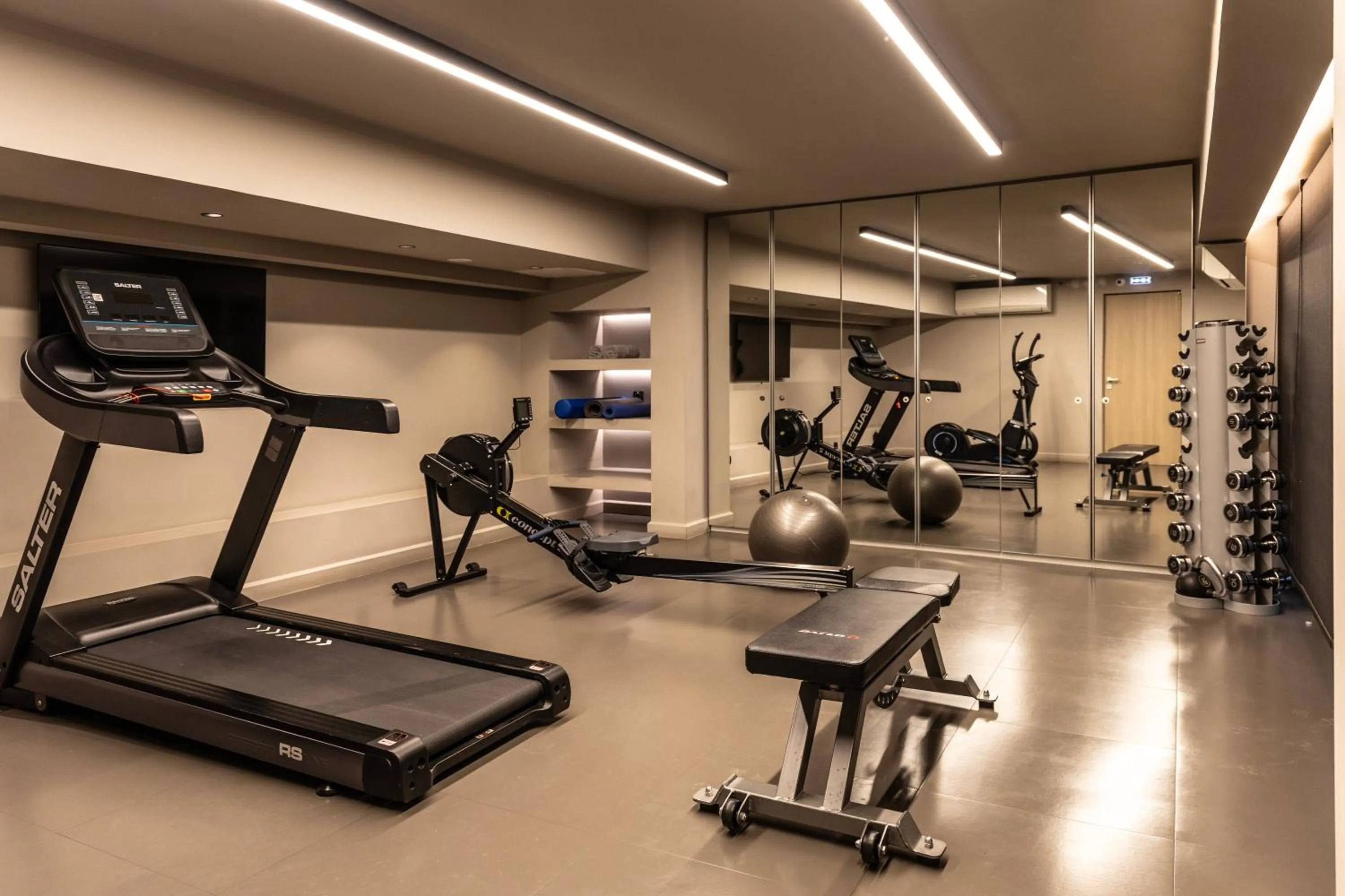 Fitness centre/facilities in Heritage Hill Hotel