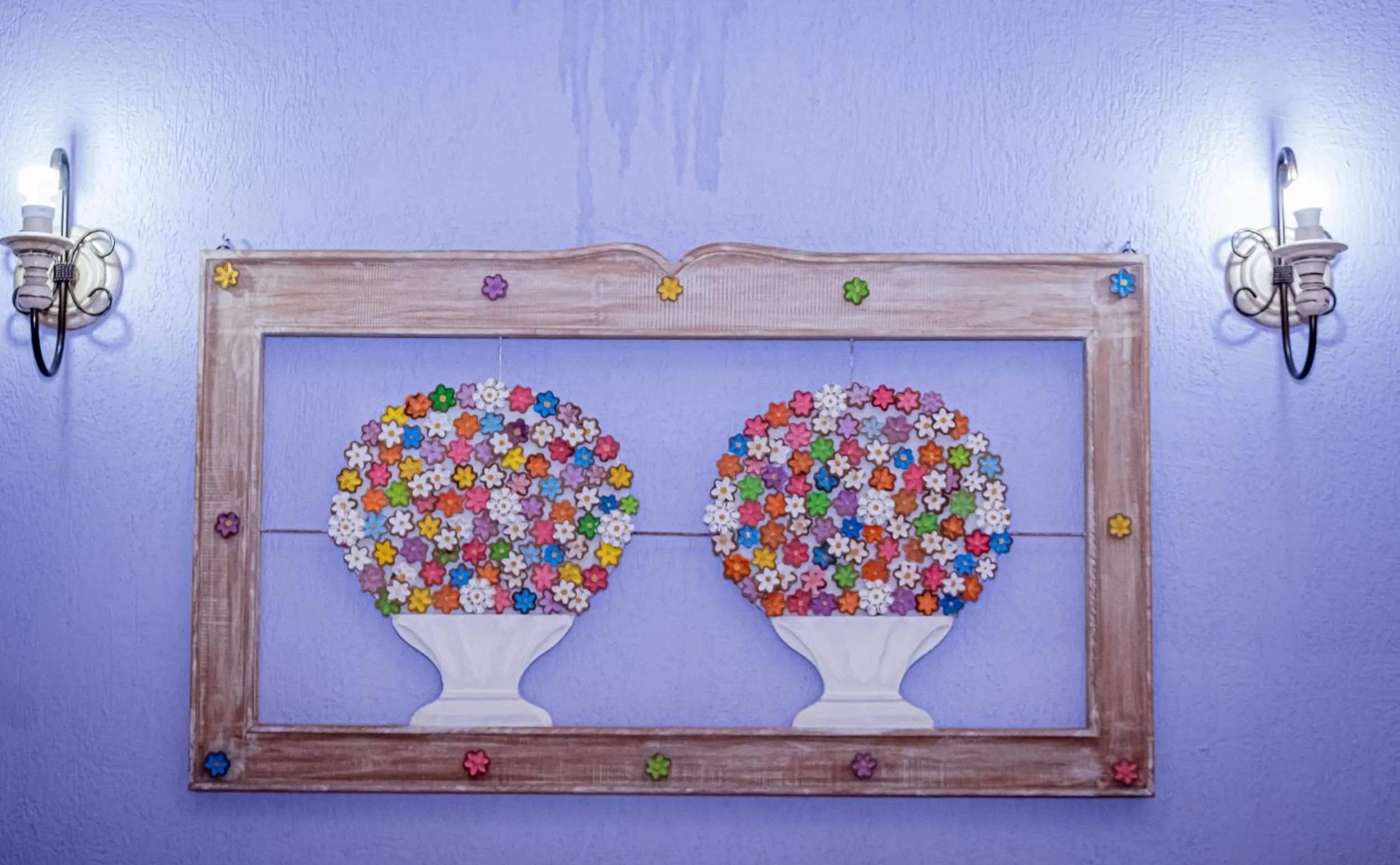 Decorative detail in Casa de Violeta Pousada