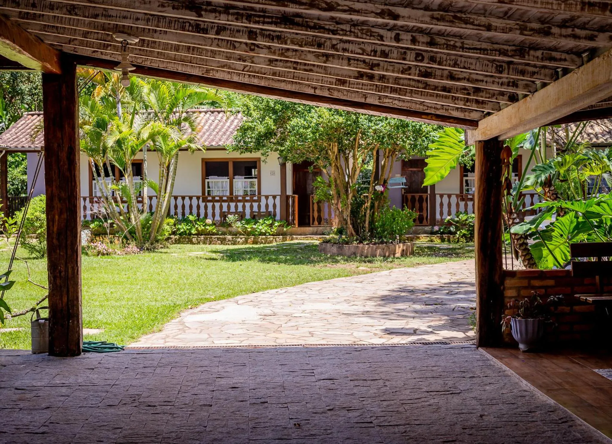 Property building in Casa de Violeta Pousada