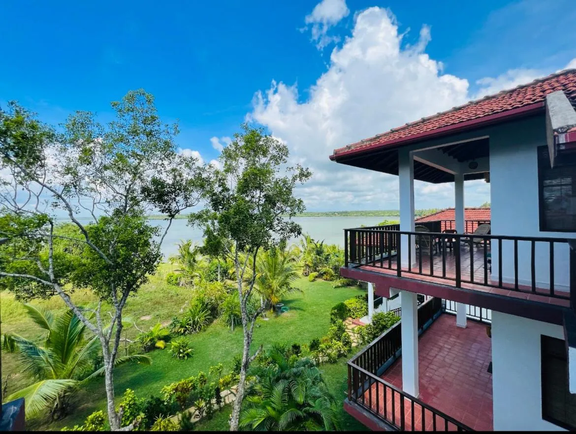 Ashansa Lagoon Resort