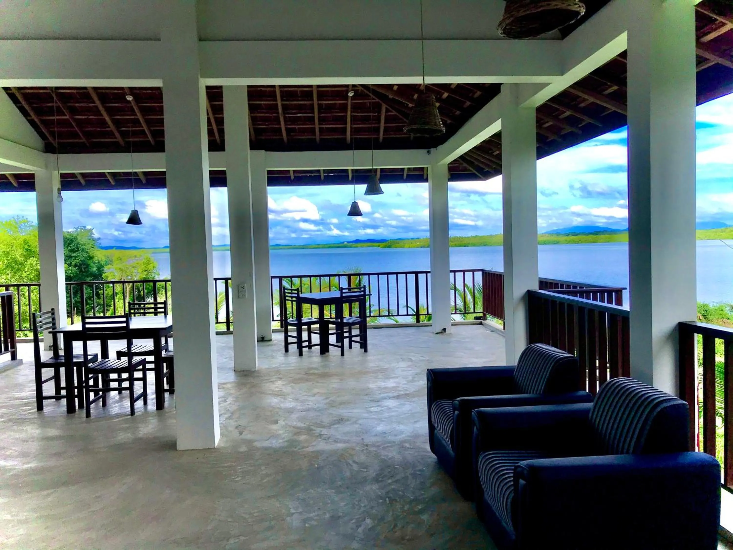 Ashansa Lagoon Resort