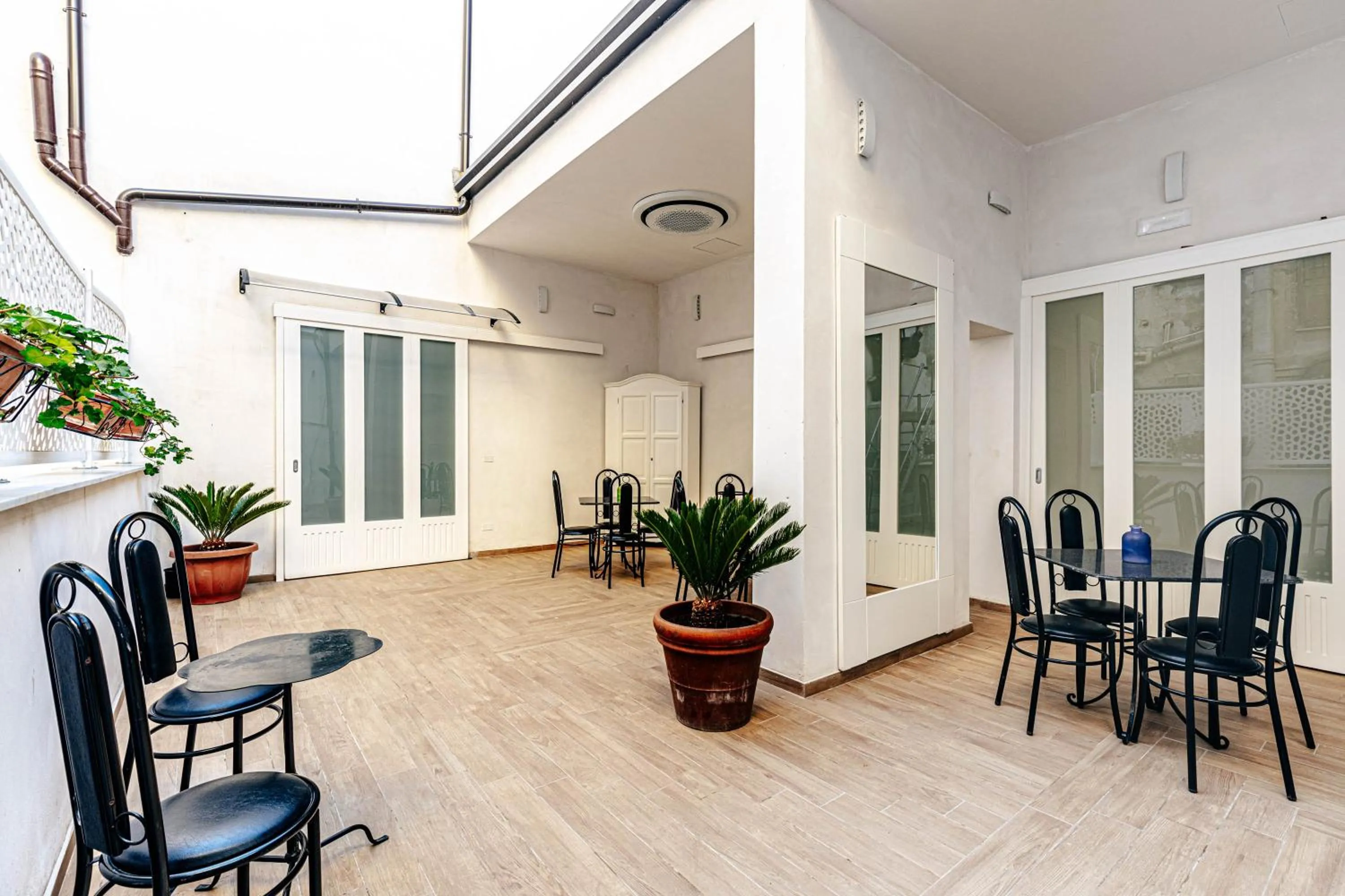 Patio in Giulio Cesare 14, Residence