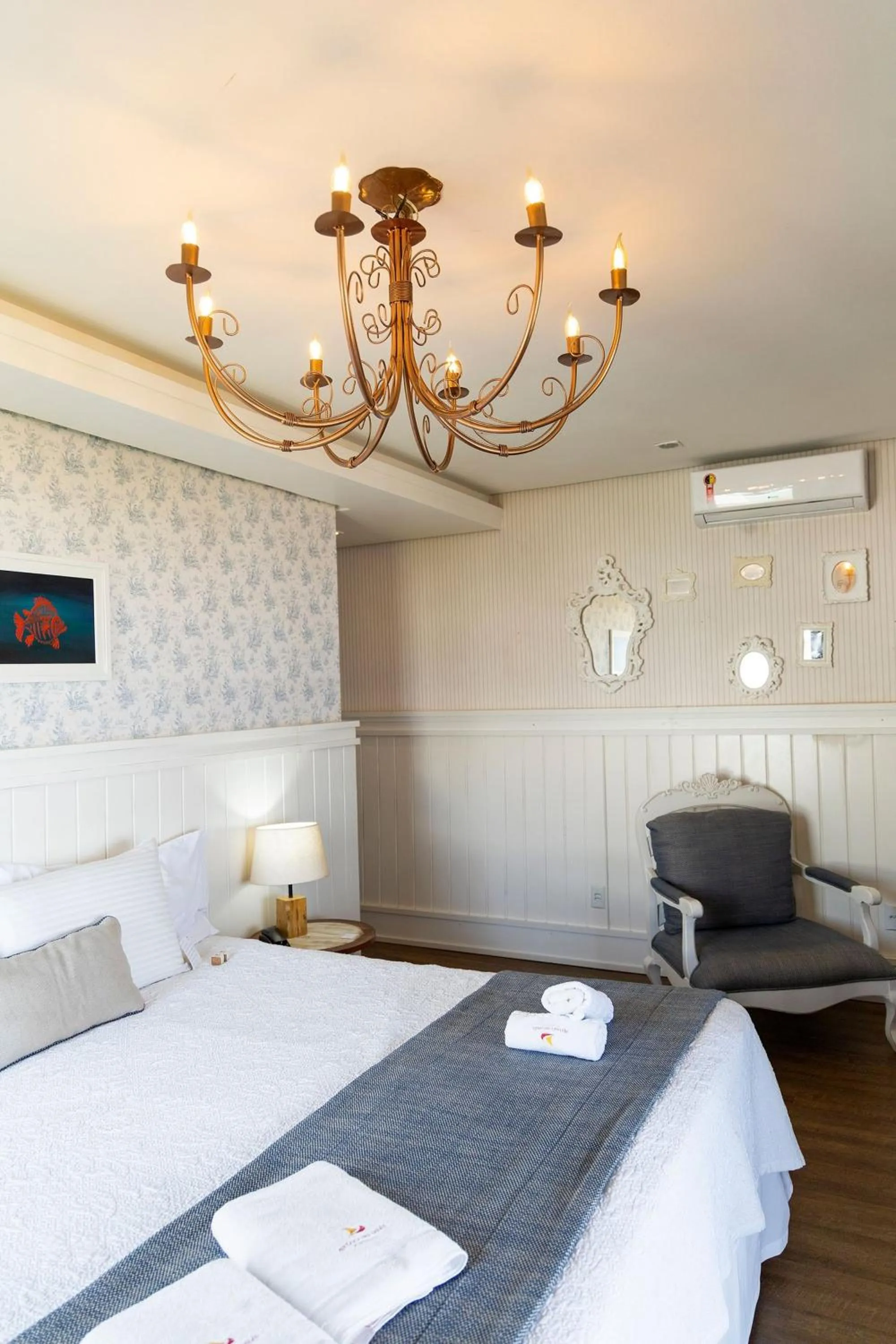 Bedroom, Bed in Hospedaria Refugio das Galés